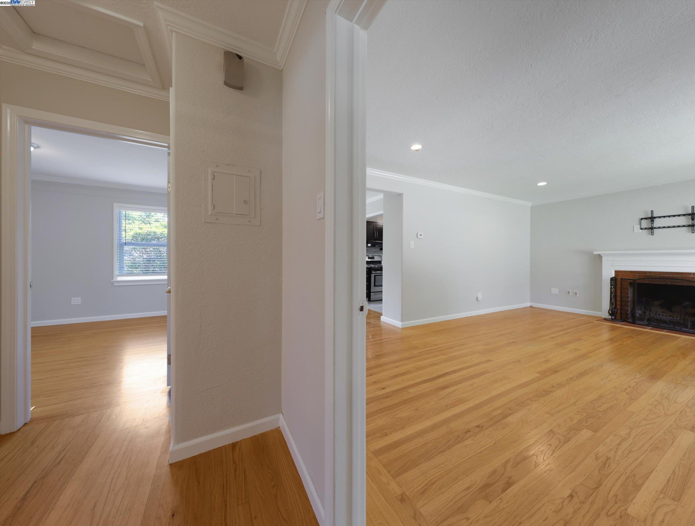 Detail Gallery Image 21 of 41 For 16111 Berkshire Dr, San Leandro,  CA 94578 - 2 Beds | 1 Baths