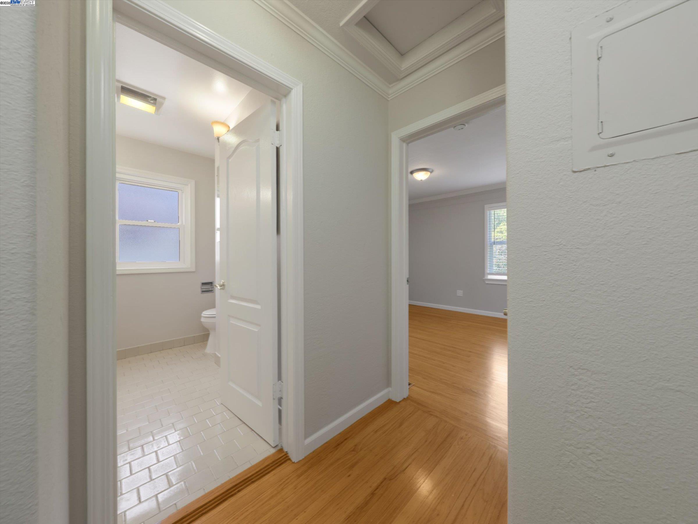 Detail Gallery Image 22 of 41 For 16111 Berkshire Dr, San Leandro,  CA 94578 - 2 Beds | 1 Baths