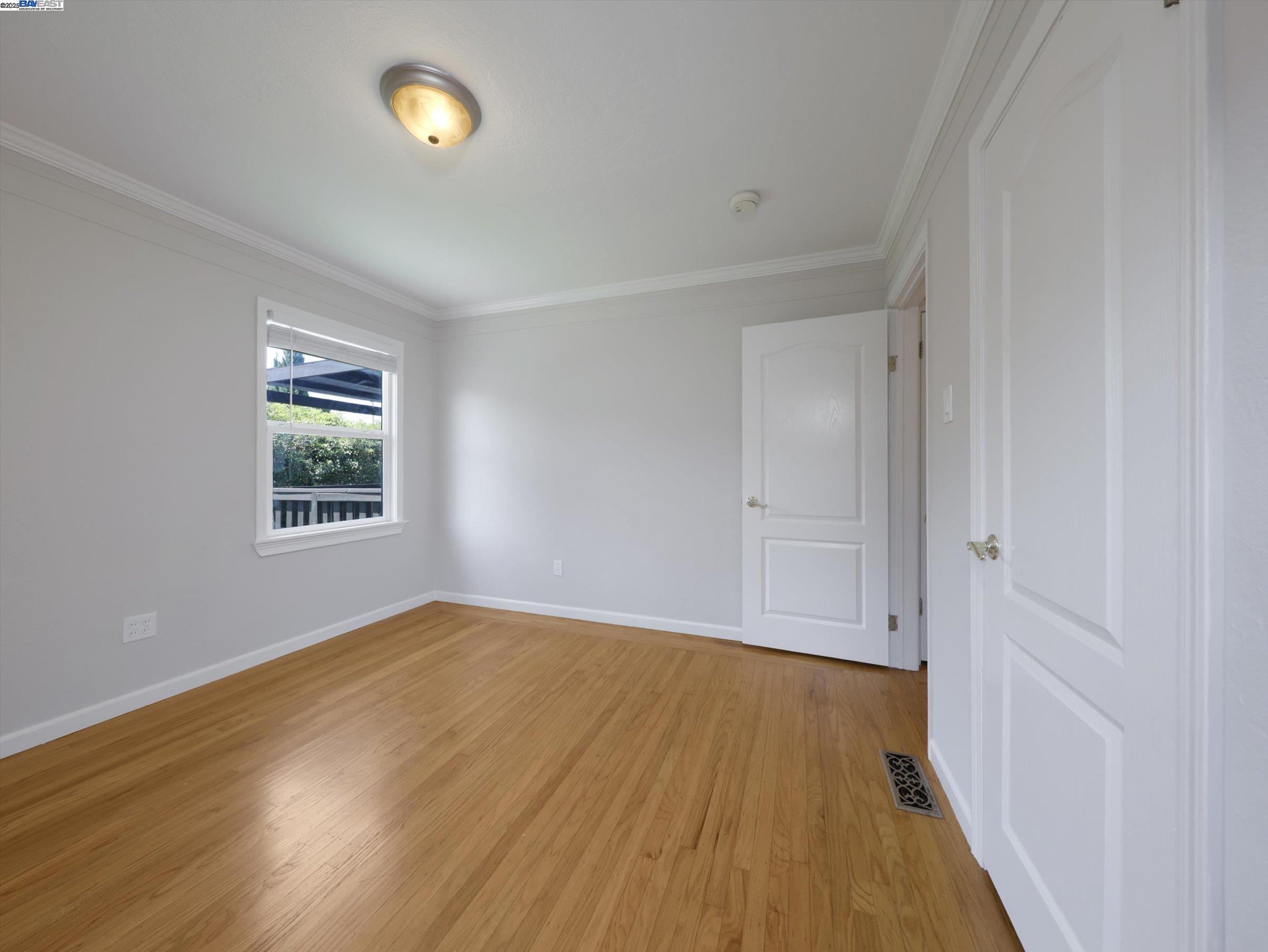 Detail Gallery Image 27 of 41 For 16111 Berkshire Dr, San Leandro,  CA 94578 - 2 Beds | 1 Baths
