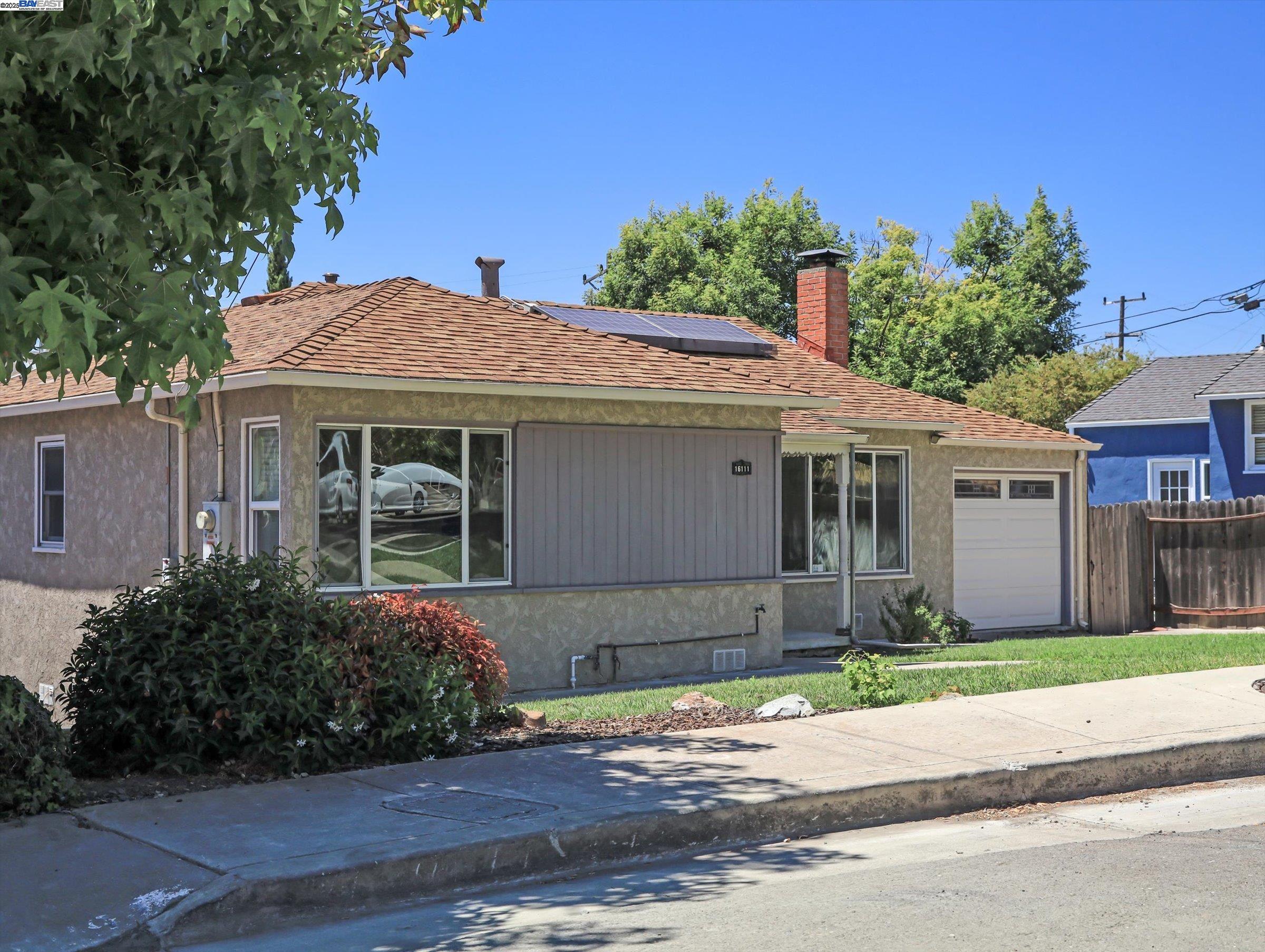Detail Gallery Image 6 of 41 For 16111 Berkshire Dr, San Leandro,  CA 94578 - 2 Beds | 1 Baths