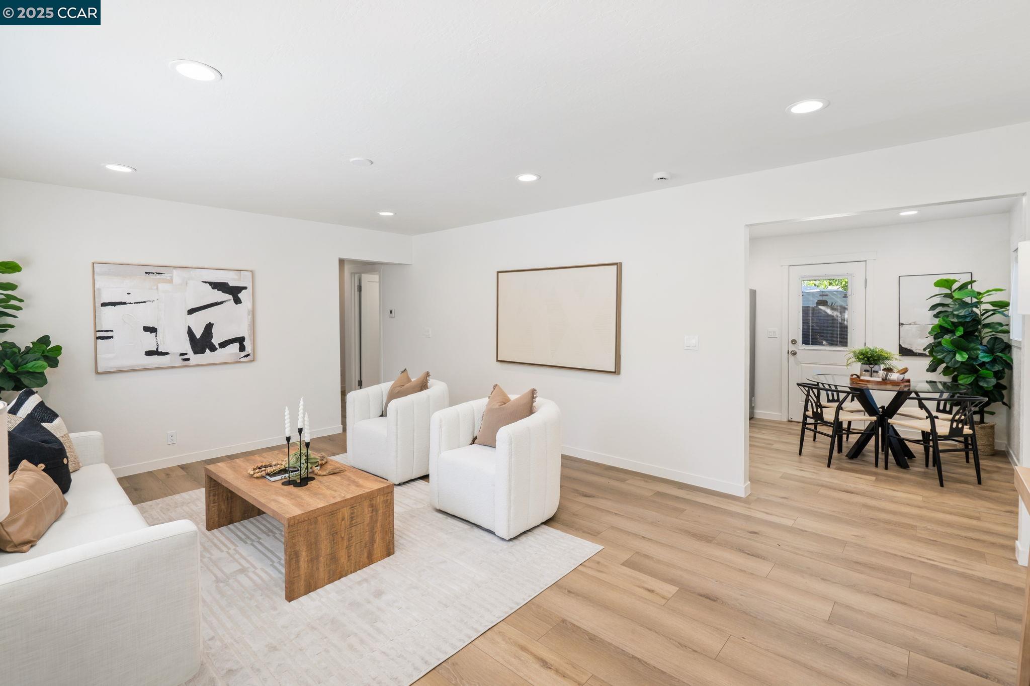 Detail Gallery Image 2 of 44 For 3225 Cowell Rd, Concord,  CA 94518 - 3 Beds | 2 Baths