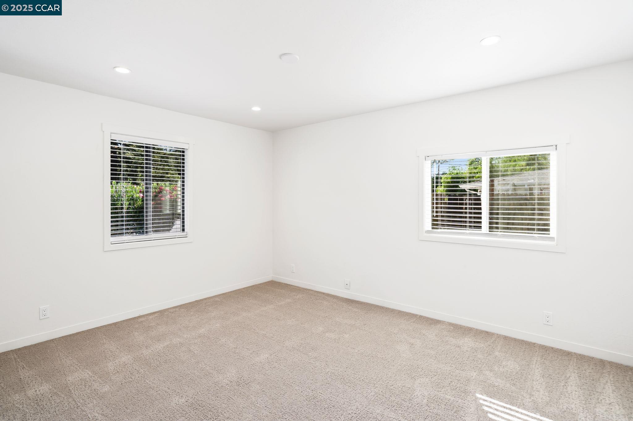 Detail Gallery Image 22 of 44 For 3225 Cowell Rd, Concord,  CA 94518 - 3 Beds | 2 Baths