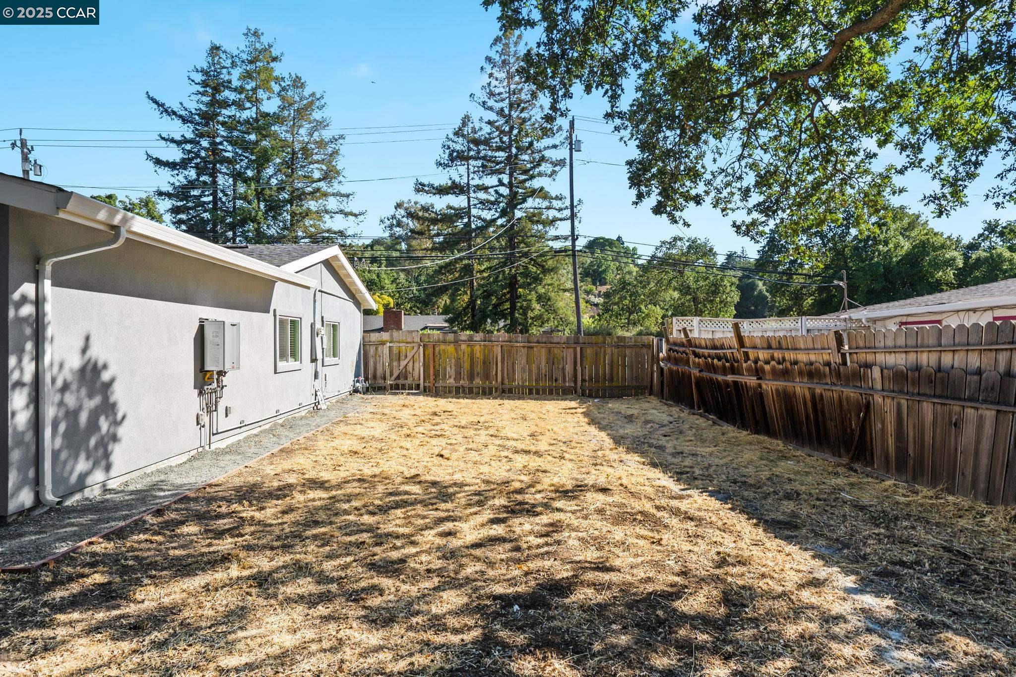 Detail Gallery Image 33 of 44 For 3225 Cowell Rd, Concord,  CA 94518 - 3 Beds | 2 Baths