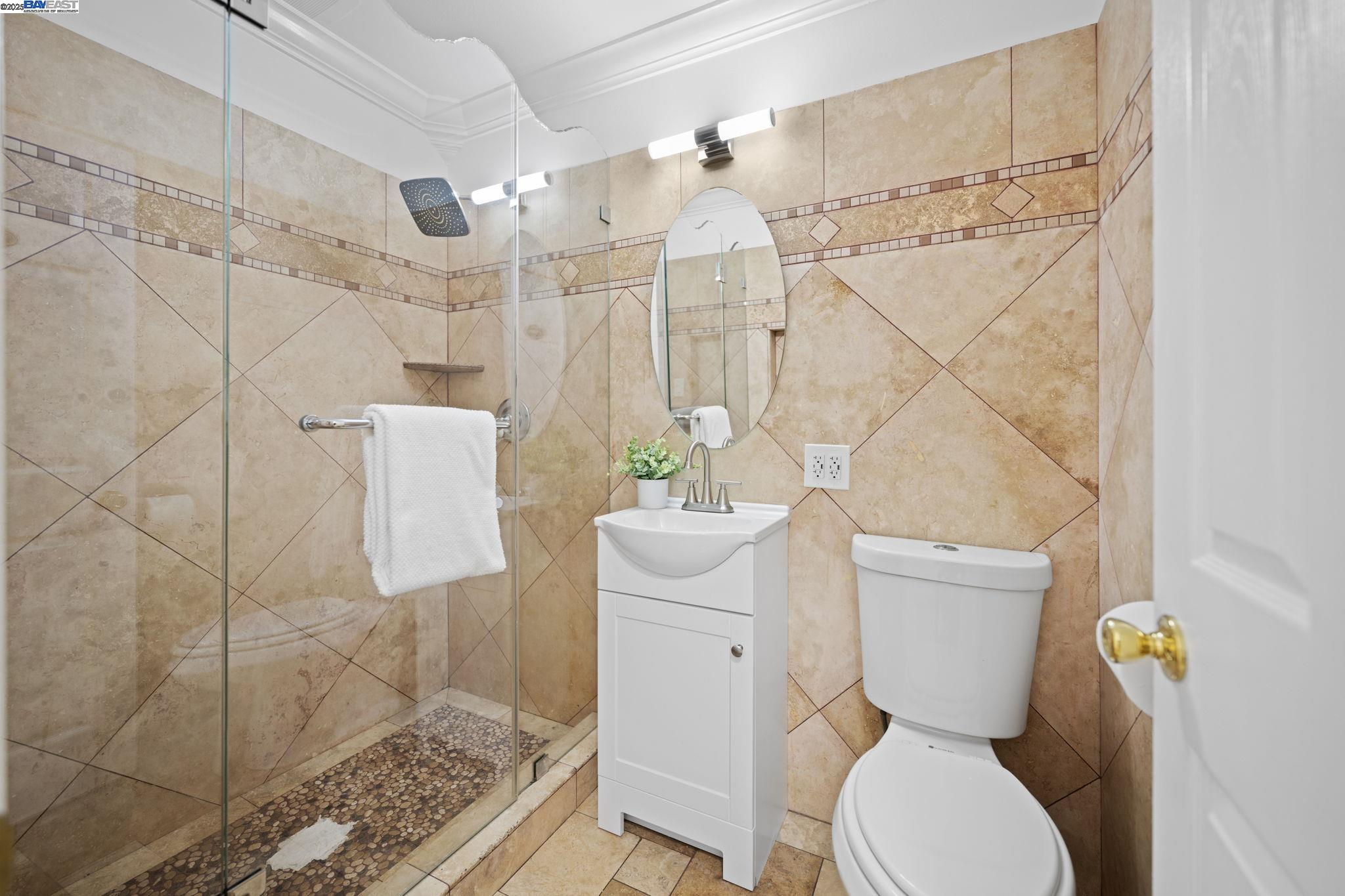 Detail Gallery Image 16 of 54 For 30565 Prestwick Ave, Hayward,  CA 94544 - 4 Beds | 3 Baths