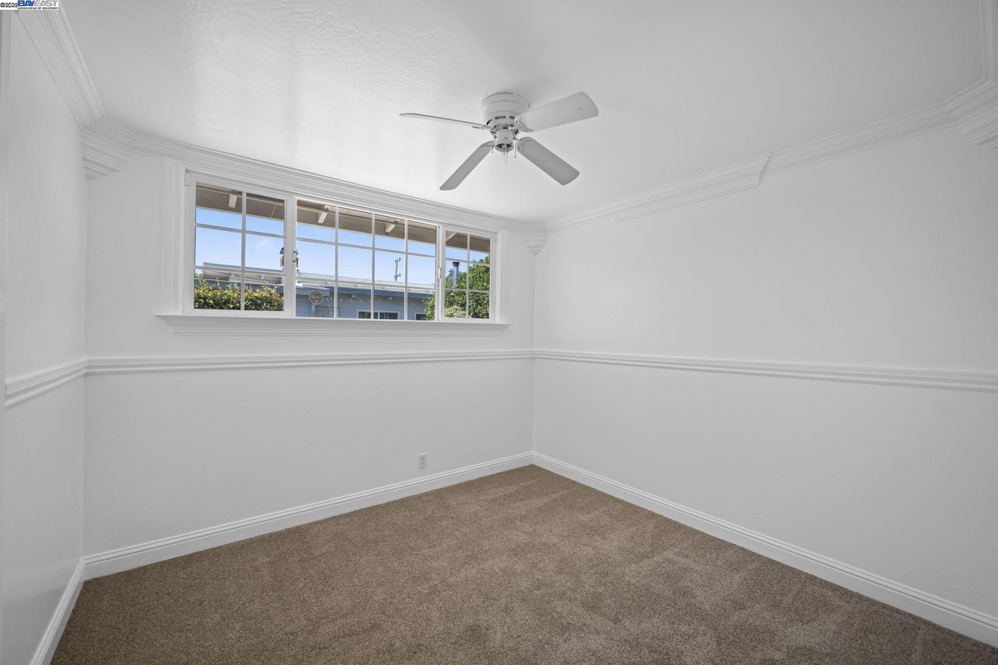 Detail Gallery Image 17 of 54 For 30565 Prestwick Ave, Hayward,  CA 94544 - 4 Beds | 3 Baths