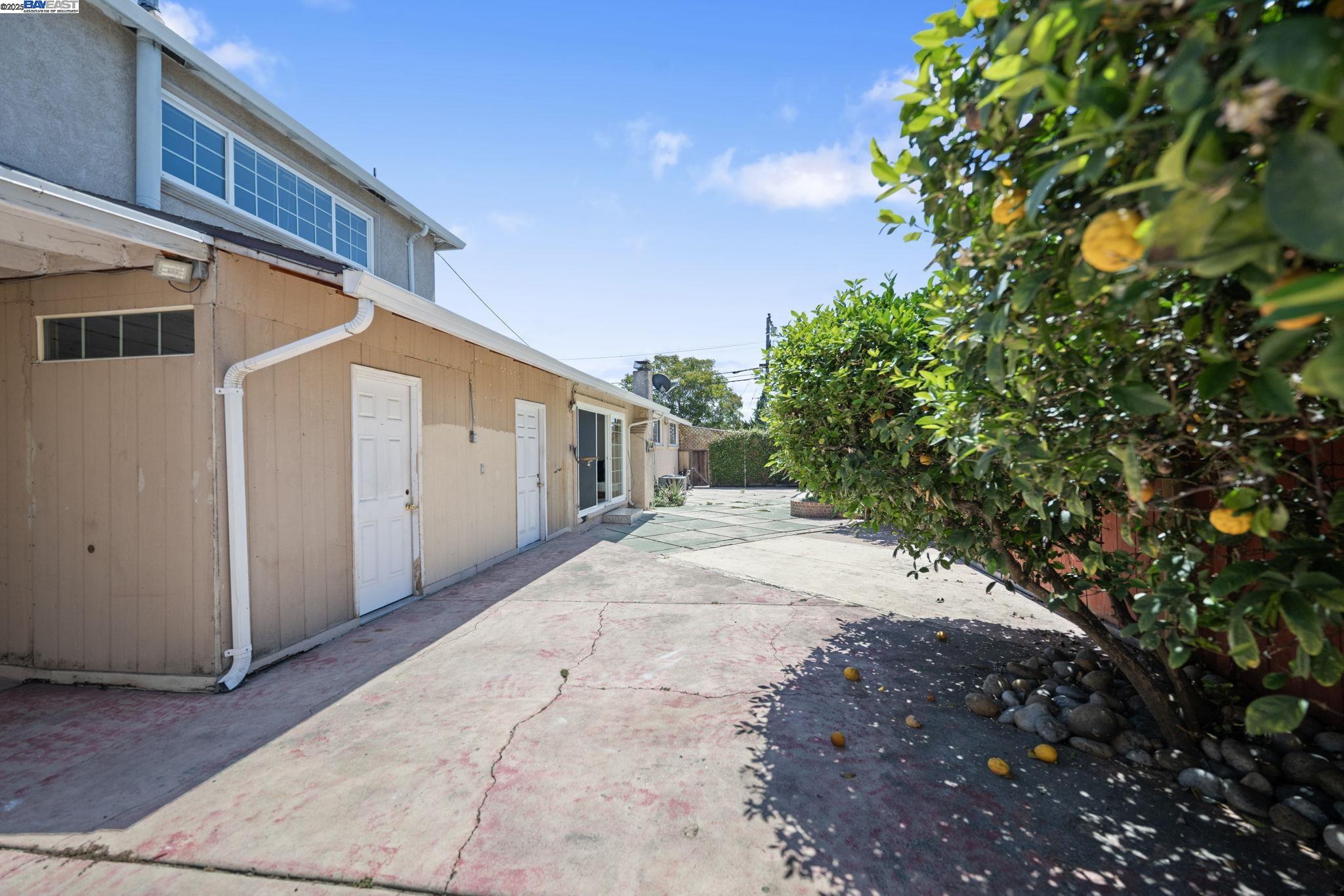 Detail Gallery Image 33 of 54 For 30565 Prestwick Ave, Hayward,  CA 94544 - 4 Beds | 3 Baths