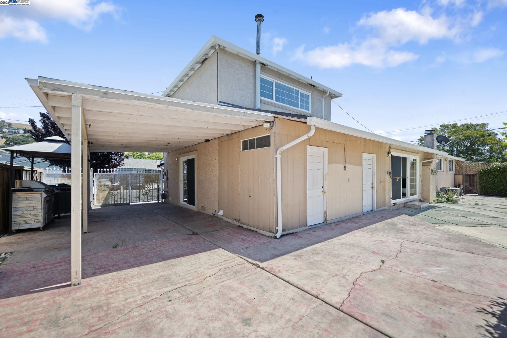 Detail Gallery Image 34 of 54 For 30565 Prestwick Ave, Hayward,  CA 94544 - 4 Beds | 3 Baths