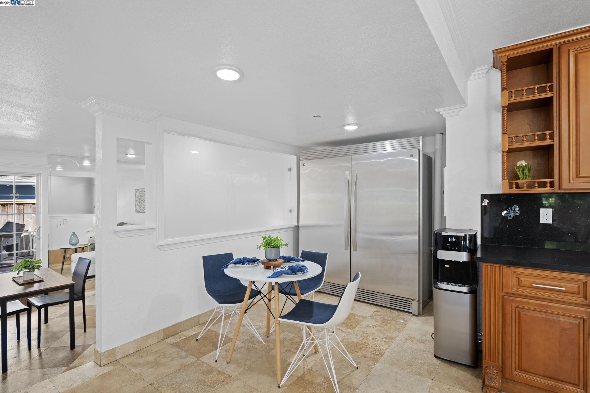 Detail Gallery Image 7 of 54 For 30565 Prestwick Ave, Hayward,  CA 94544 - 4 Beds | 3 Baths