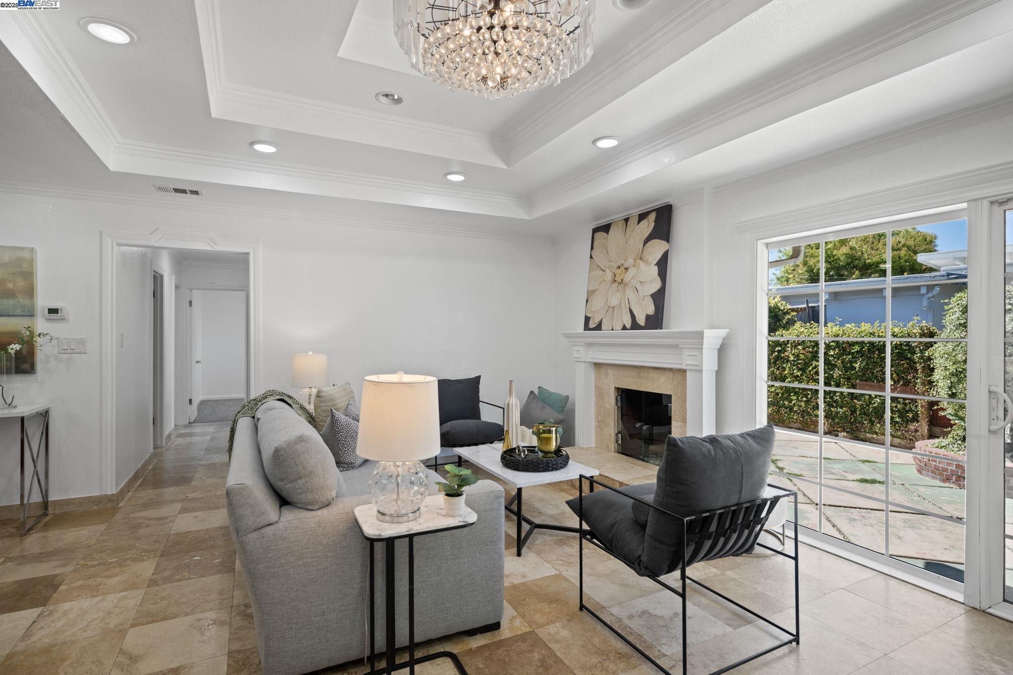 Detail Gallery Image 9 of 54 For 30565 Prestwick Ave, Hayward,  CA 94544 - 4 Beds | 3 Baths