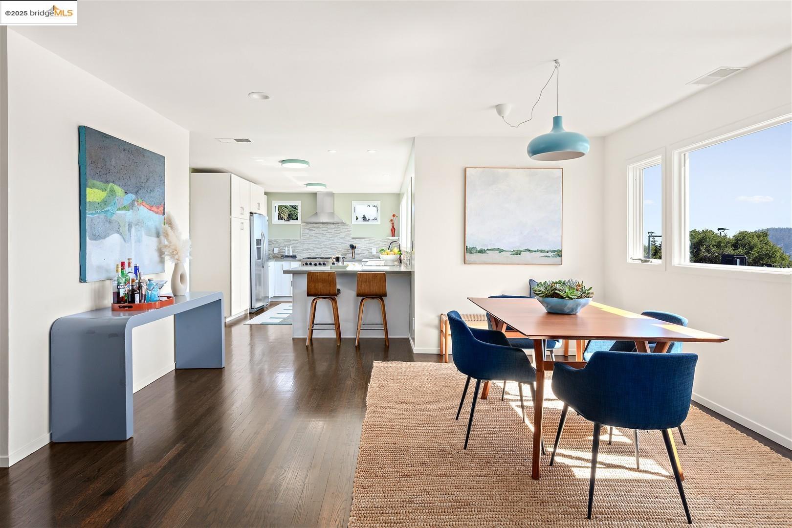 Detail Gallery Image 4 of 60 For 1000 Navellier St, El Cerrito,  CA 94530 - 3 Beds | 2/1 Baths