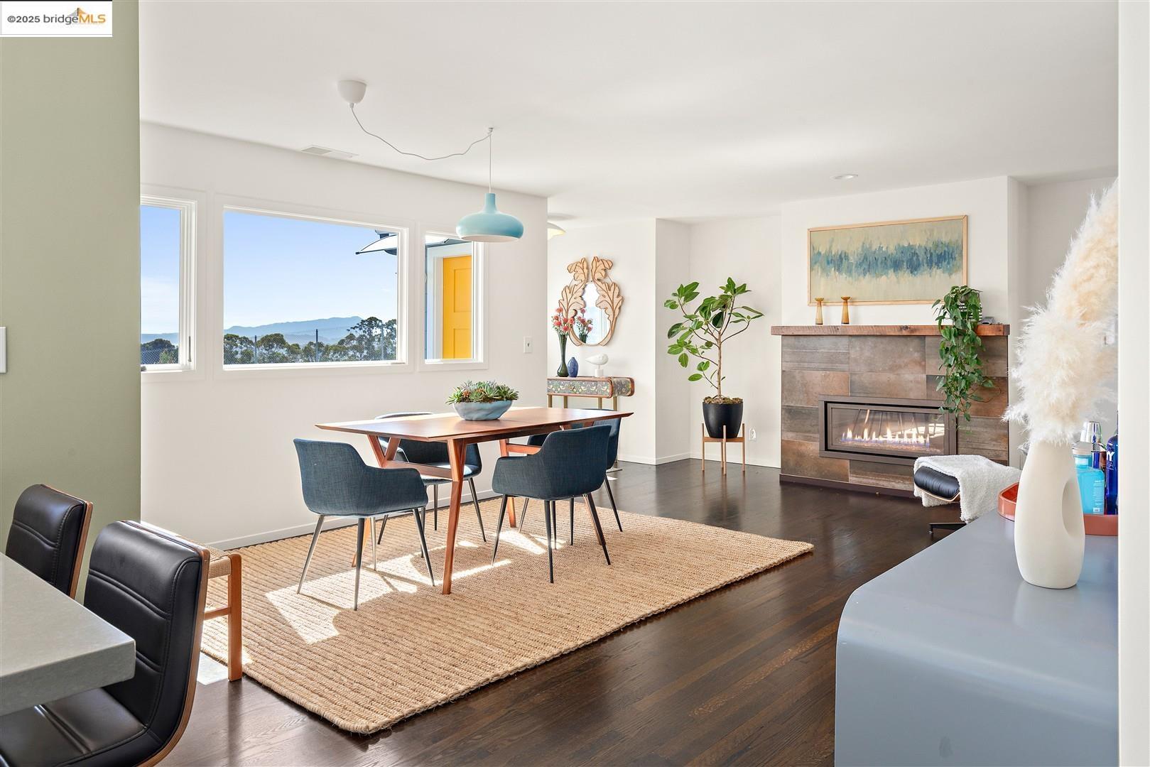 Detail Gallery Image 6 of 60 For 1000 Navellier St, El Cerrito,  CA 94530 - 3 Beds | 2/1 Baths