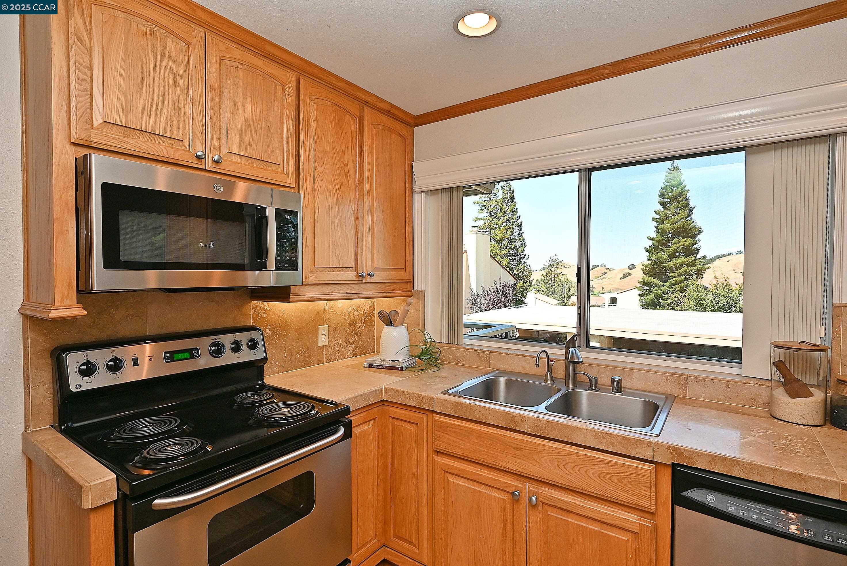 Photo #31: 41107243 Listing: Photo #31