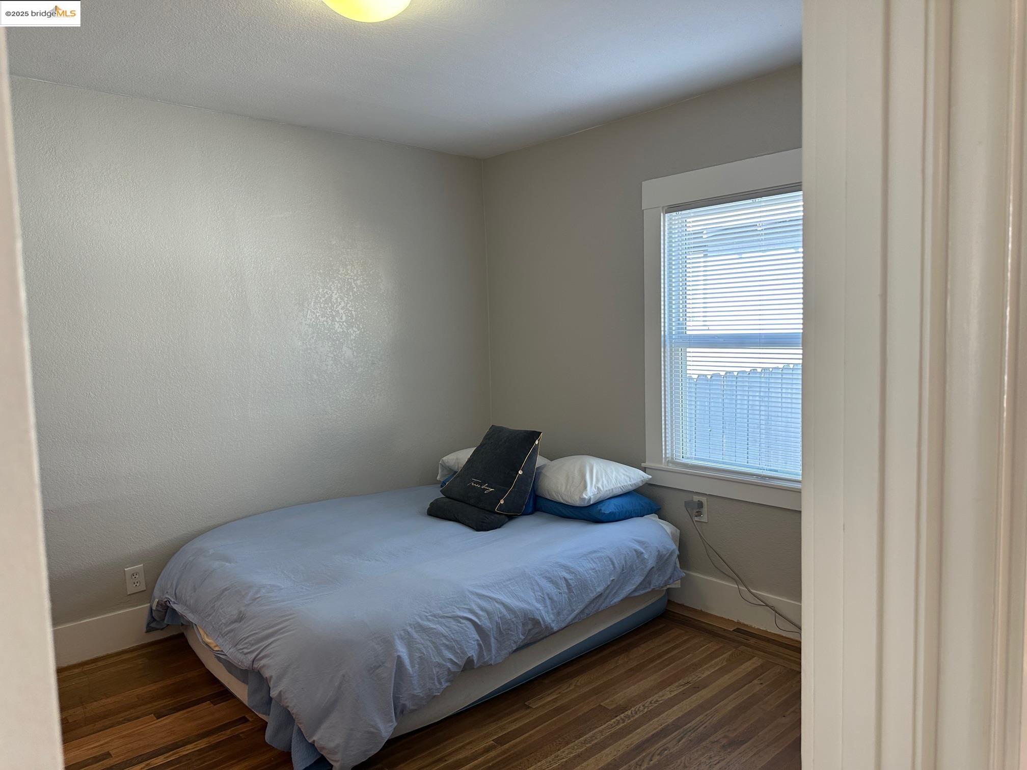Detail Gallery Image 32 of 56 For 1937 87th Avenue, Oakland,  CA 94621 - 3 Beds | 1 Baths