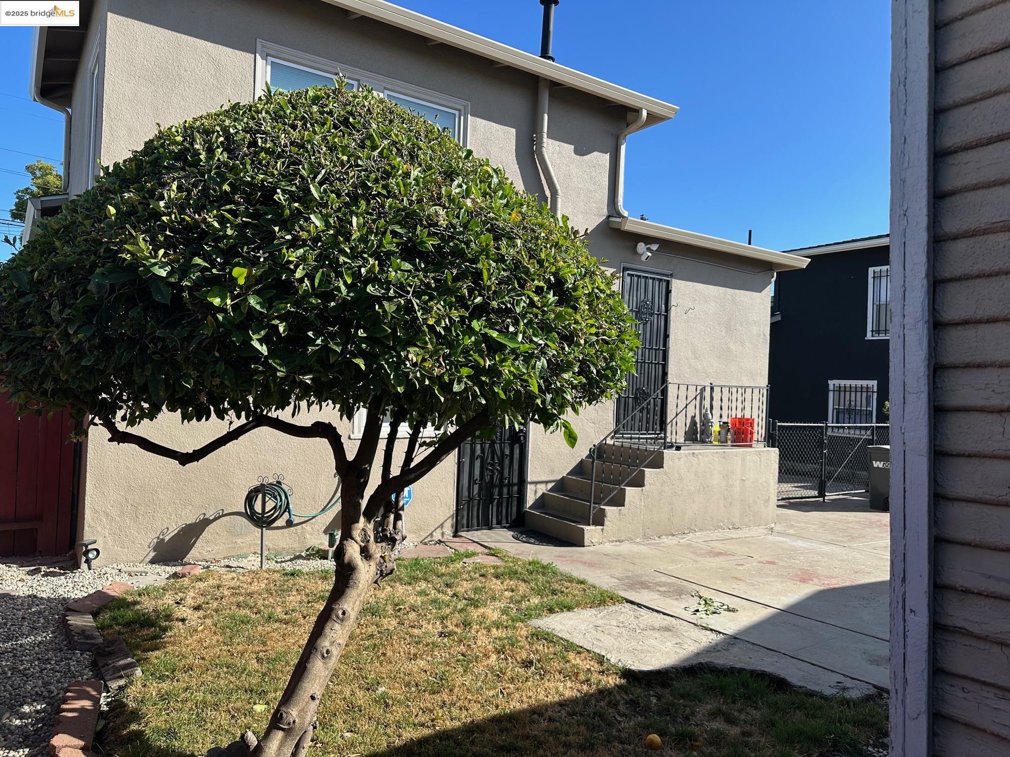 Detail Gallery Image 52 of 56 For 1937 87th Avenue, Oakland,  CA 94621 - 3 Beds | 1 Baths