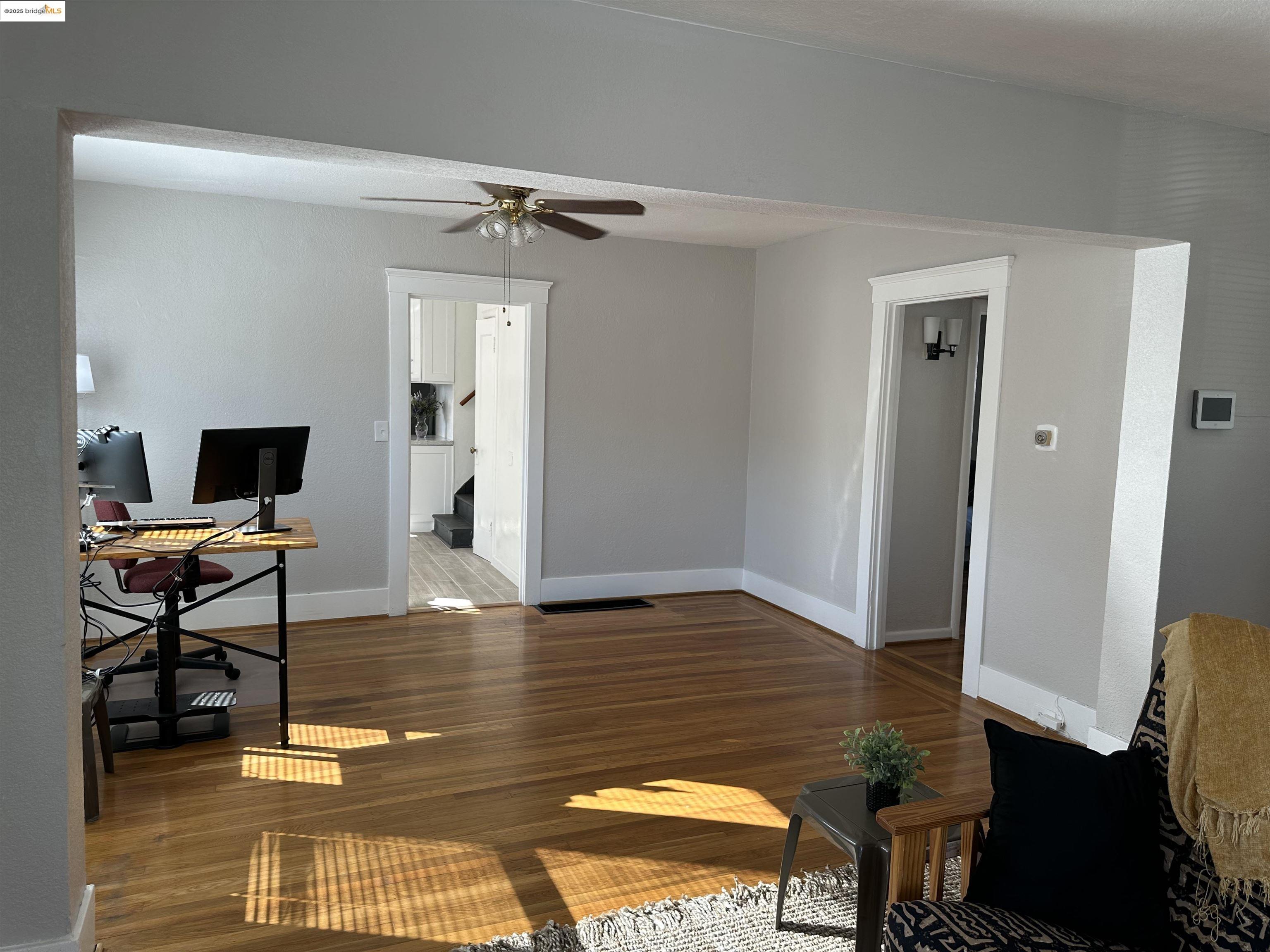 Detail Gallery Image 9 of 56 For 1937 87th Avenue, Oakland,  CA 94621 - 3 Beds | 1 Baths
