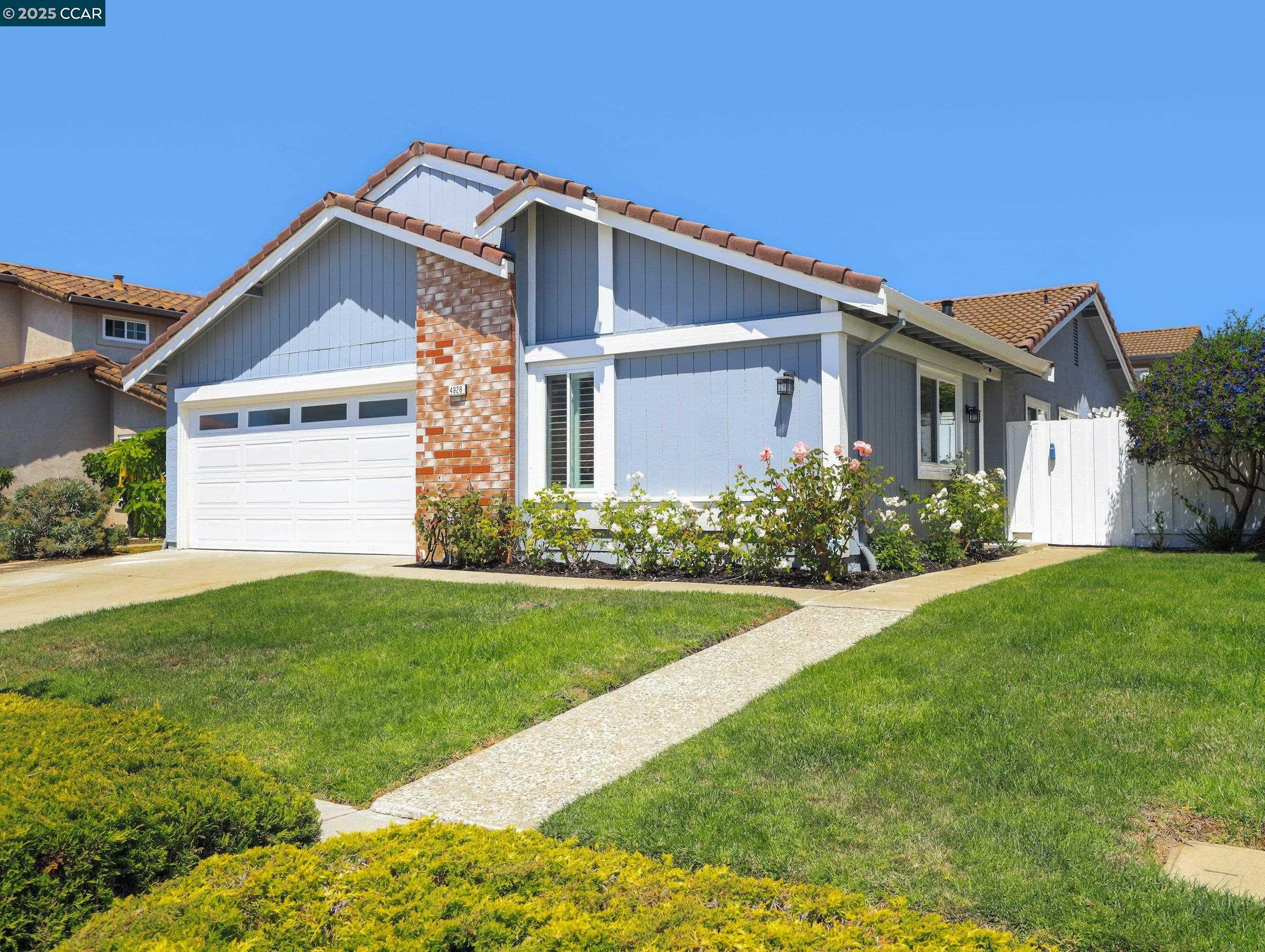 Detail Gallery Image 2 of 55 For 4928 Friar Ave, Fremont,  CA 94555 - 4 Beds | 2 Baths