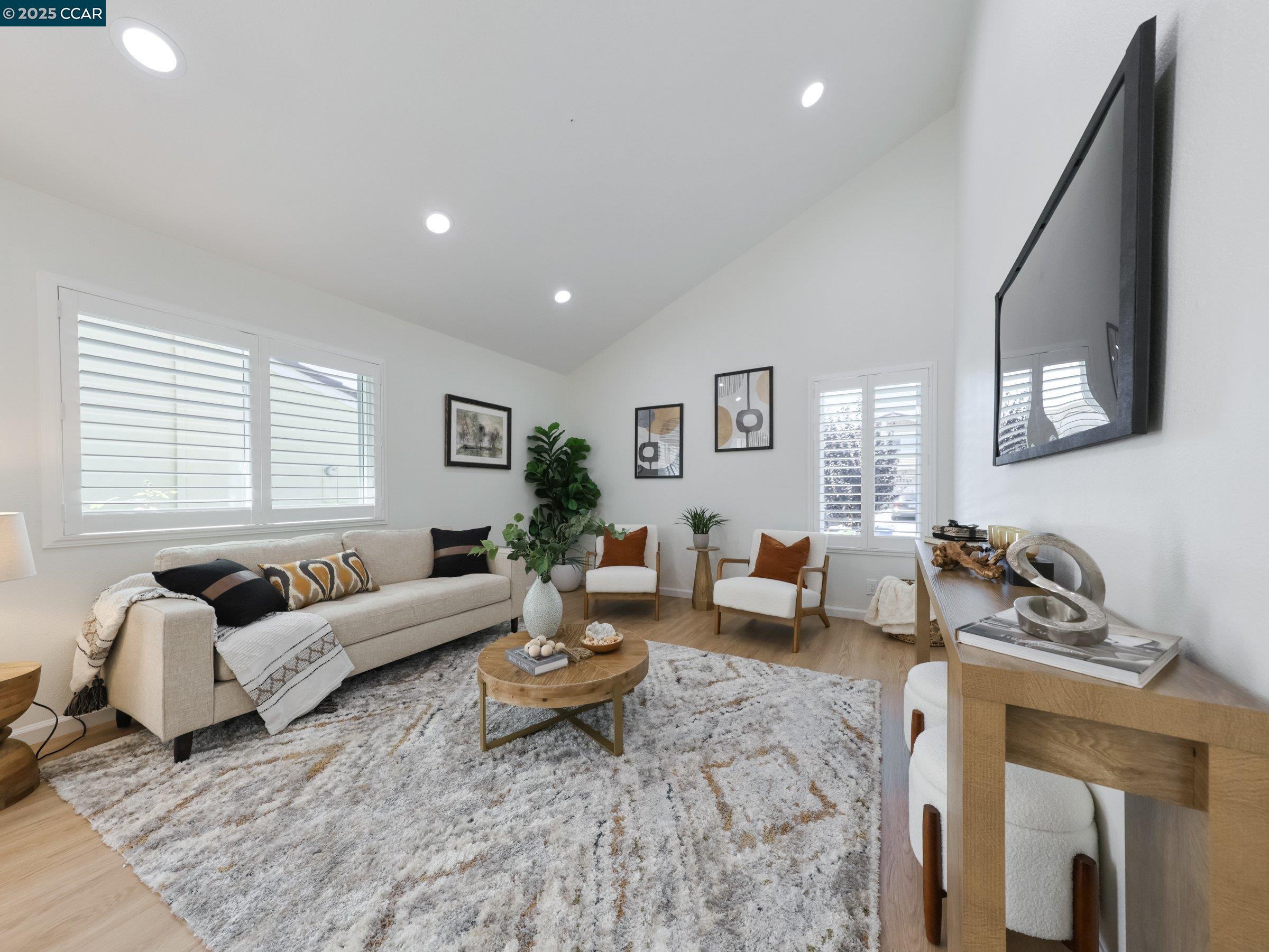 Detail Gallery Image 9 of 55 For 4928 Friar Ave, Fremont,  CA 94555 - 4 Beds | 2 Baths