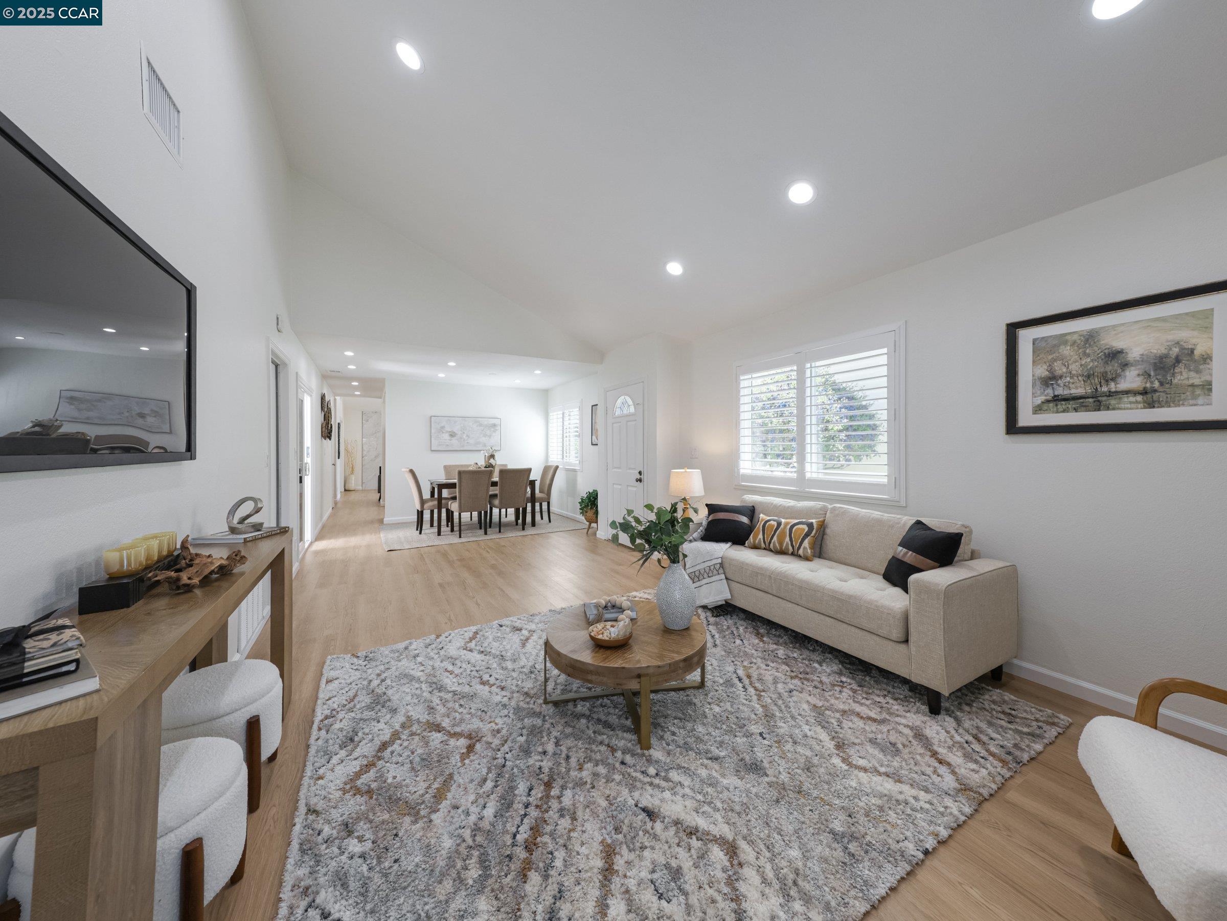 Detail Gallery Image 10 of 55 For 4928 Friar Ave, Fremont,  CA 94555 - 4 Beds | 2 Baths