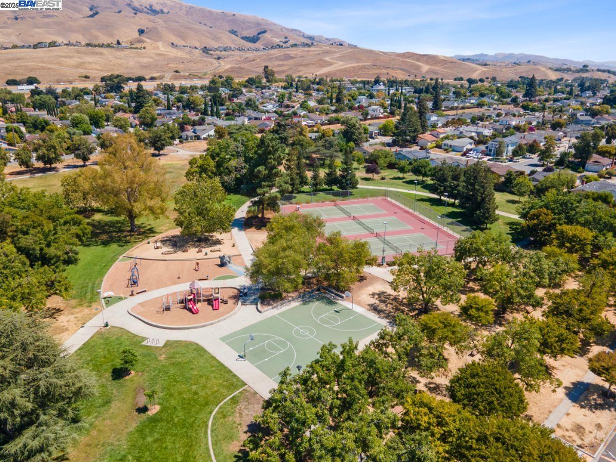 Detail Gallery Image 46 of 52 For 47236 Cavanaugh Cmn, Fremont,  CA 94539 - 4 Beds | 3/1 Baths