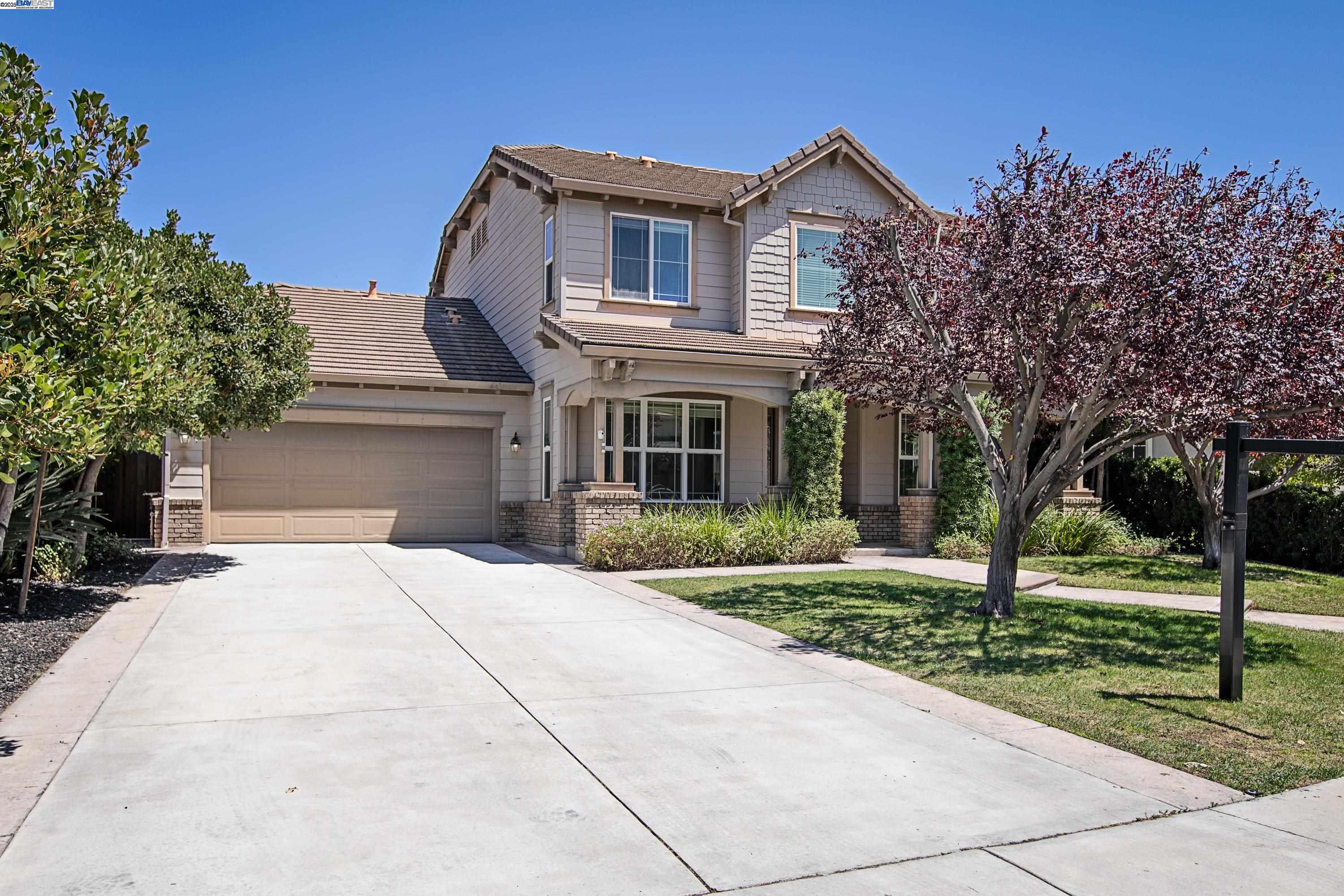 Detail Gallery Image 1 of 41 For 1878 Bayonne Court, Tracy,  CA 95304 - 4 Beds | 2/1 Baths