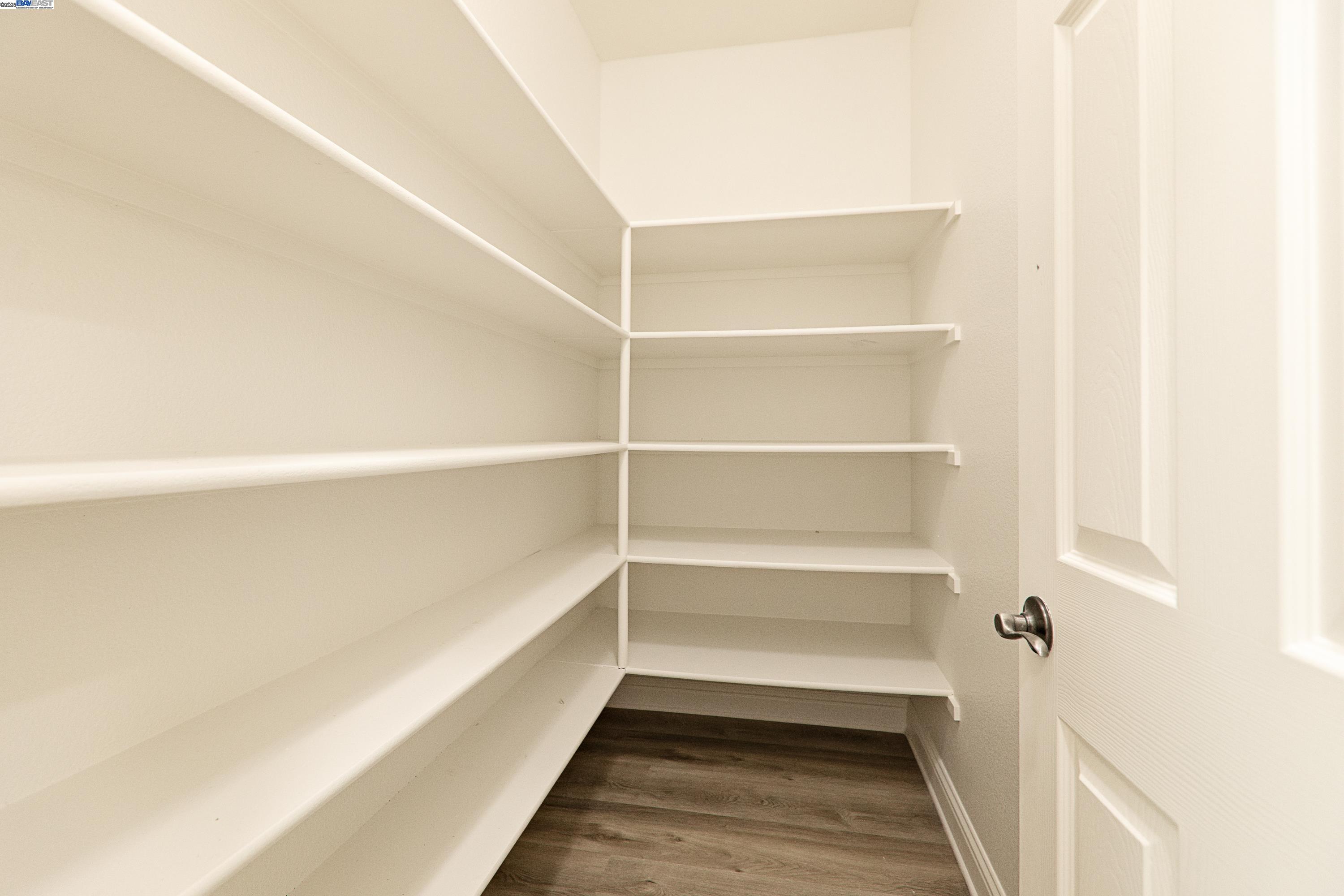Detail Gallery Image 18 of 41 For 1878 Bayonne Court, Tracy,  CA 95304 - 4 Beds | 2/1 Baths