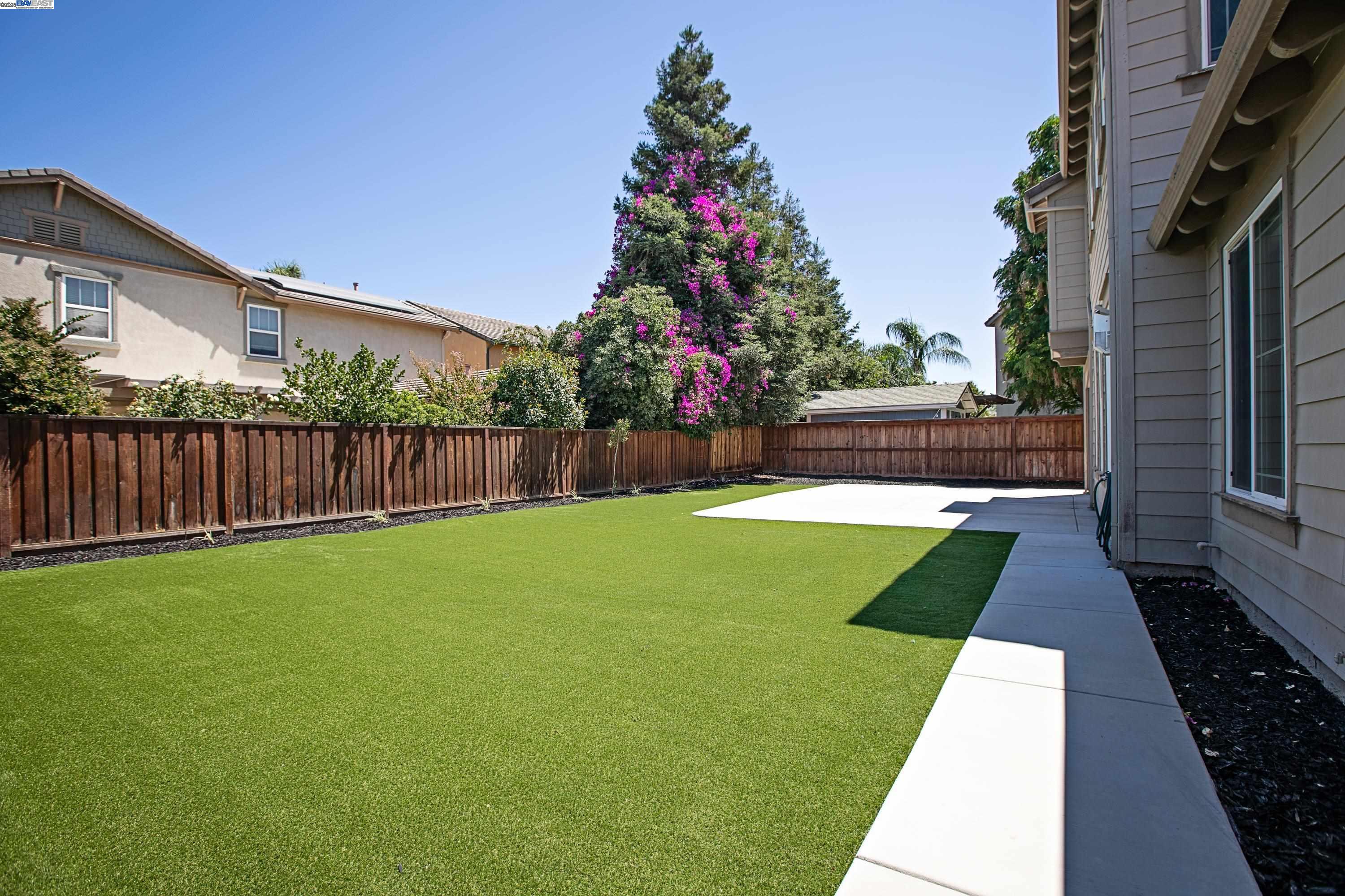 Detail Gallery Image 40 of 41 For 1878 Bayonne Court, Tracy,  CA 95304 - 4 Beds | 2/1 Baths