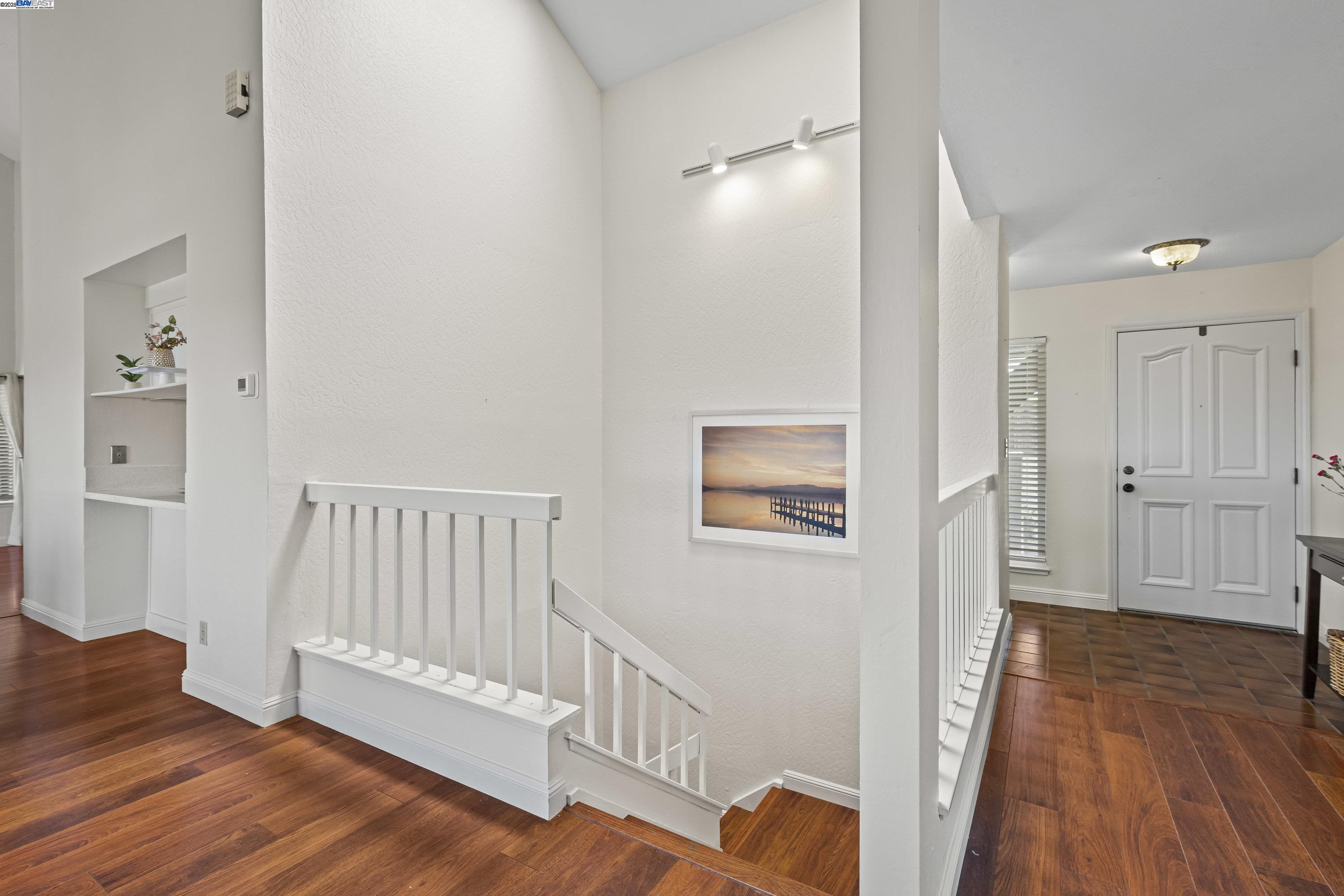 Detail Gallery Image 14 of 32 For 8146 Vomac Ct, Dublin,  CA 94568 - 4 Beds | 2/1 Baths