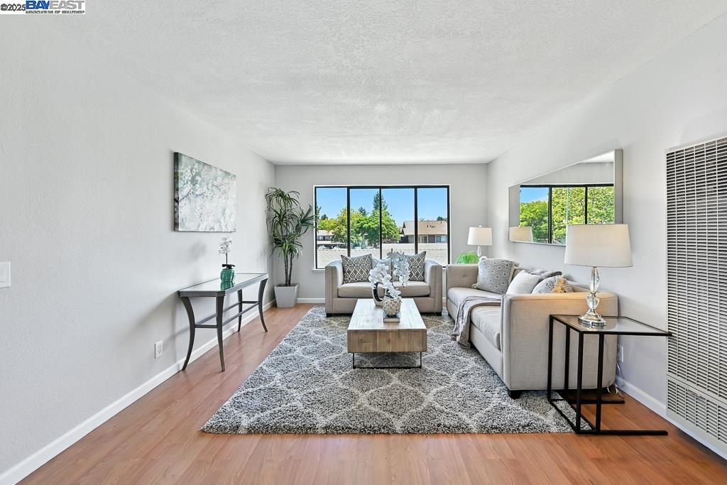 Photo #3: 41107256 Listing 