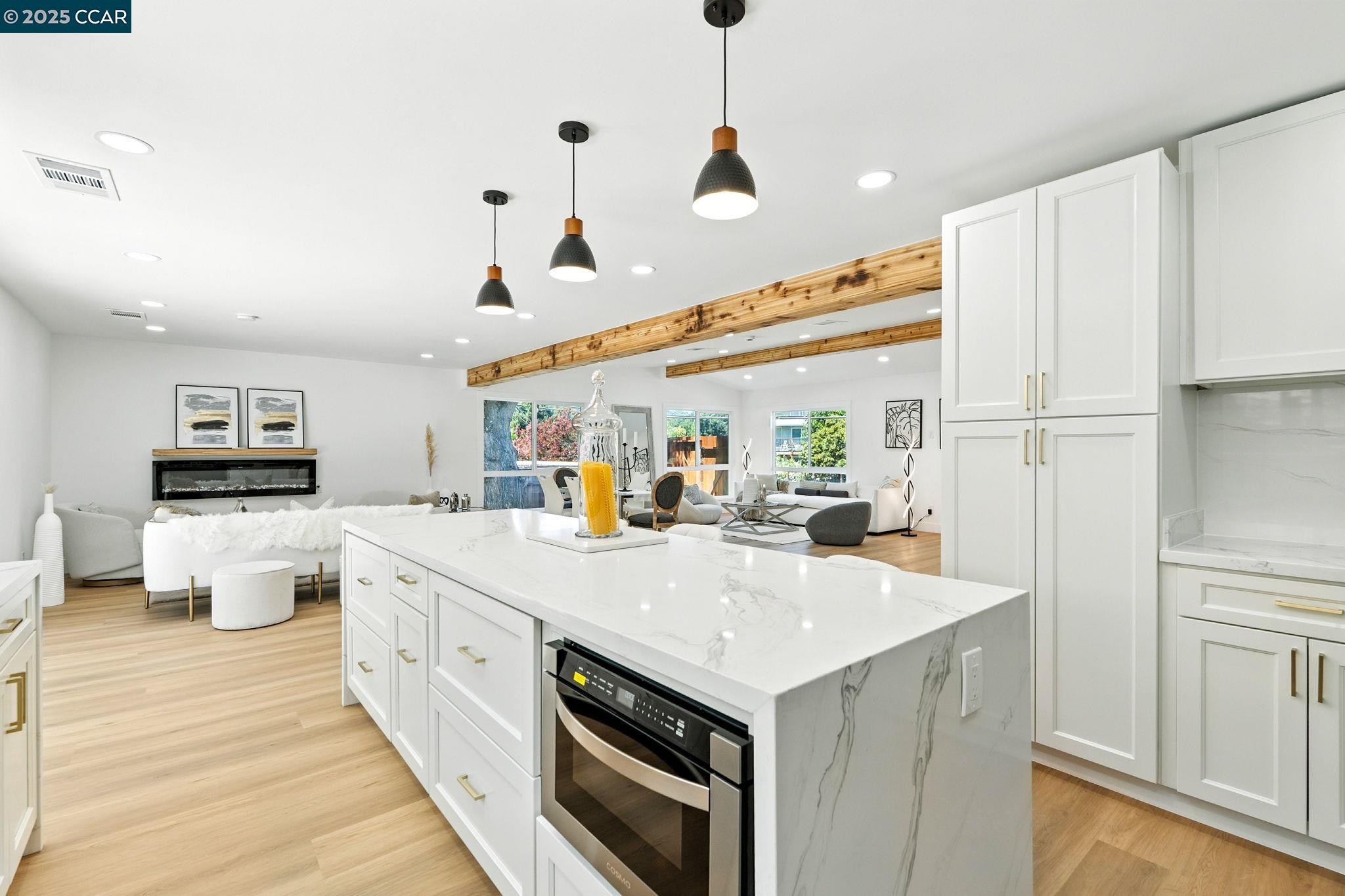Detail Gallery Image 17 of 55 For 1717 Springbrook Rd, Lafayette,  CA 94549 - 4 Beds | 2 Baths
