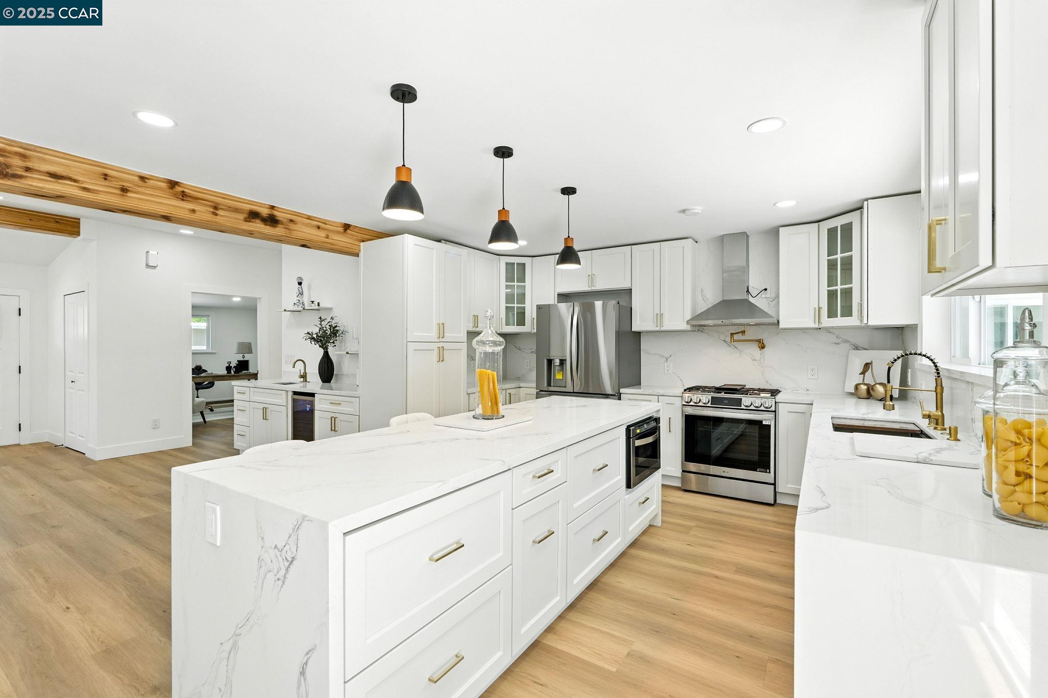 Detail Gallery Image 21 of 55 For 1717 Springbrook Rd, Lafayette,  CA 94549 - 4 Beds | 2 Baths