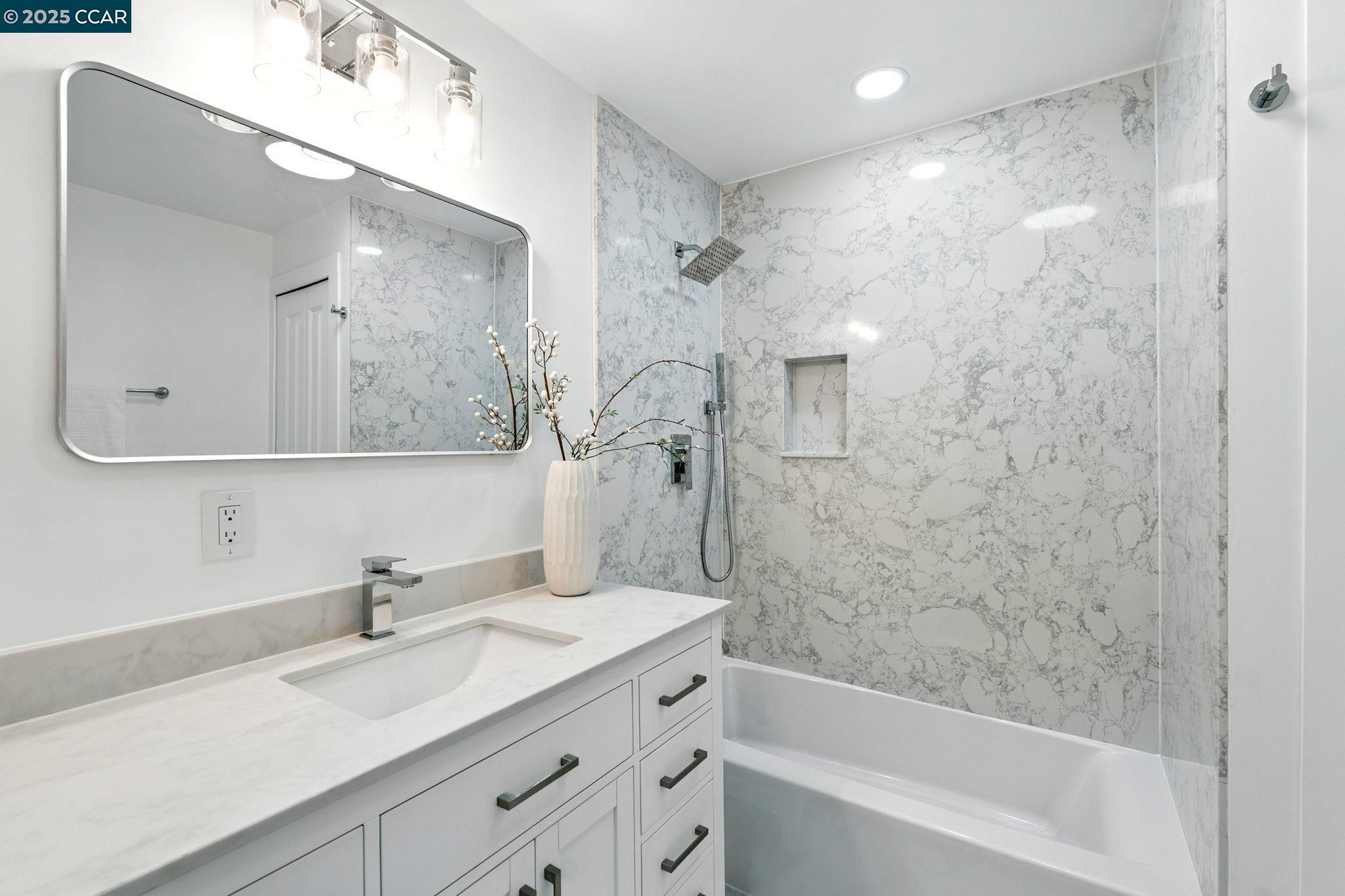 Detail Gallery Image 24 of 55 For 1717 Springbrook Rd, Lafayette,  CA 94549 - 4 Beds | 2 Baths