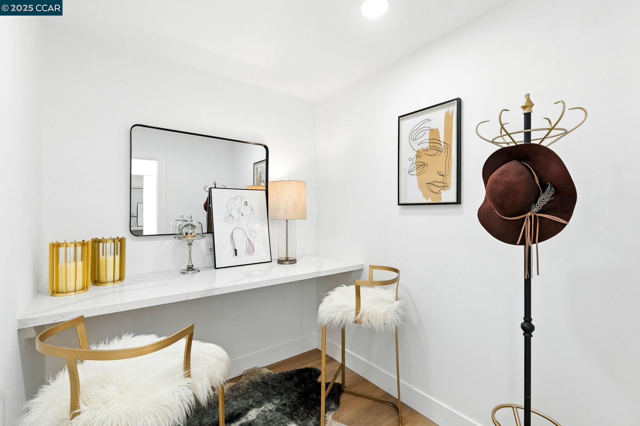 Detail Gallery Image 31 of 55 For 1717 Springbrook Rd, Lafayette,  CA 94549 - 4 Beds | 2 Baths