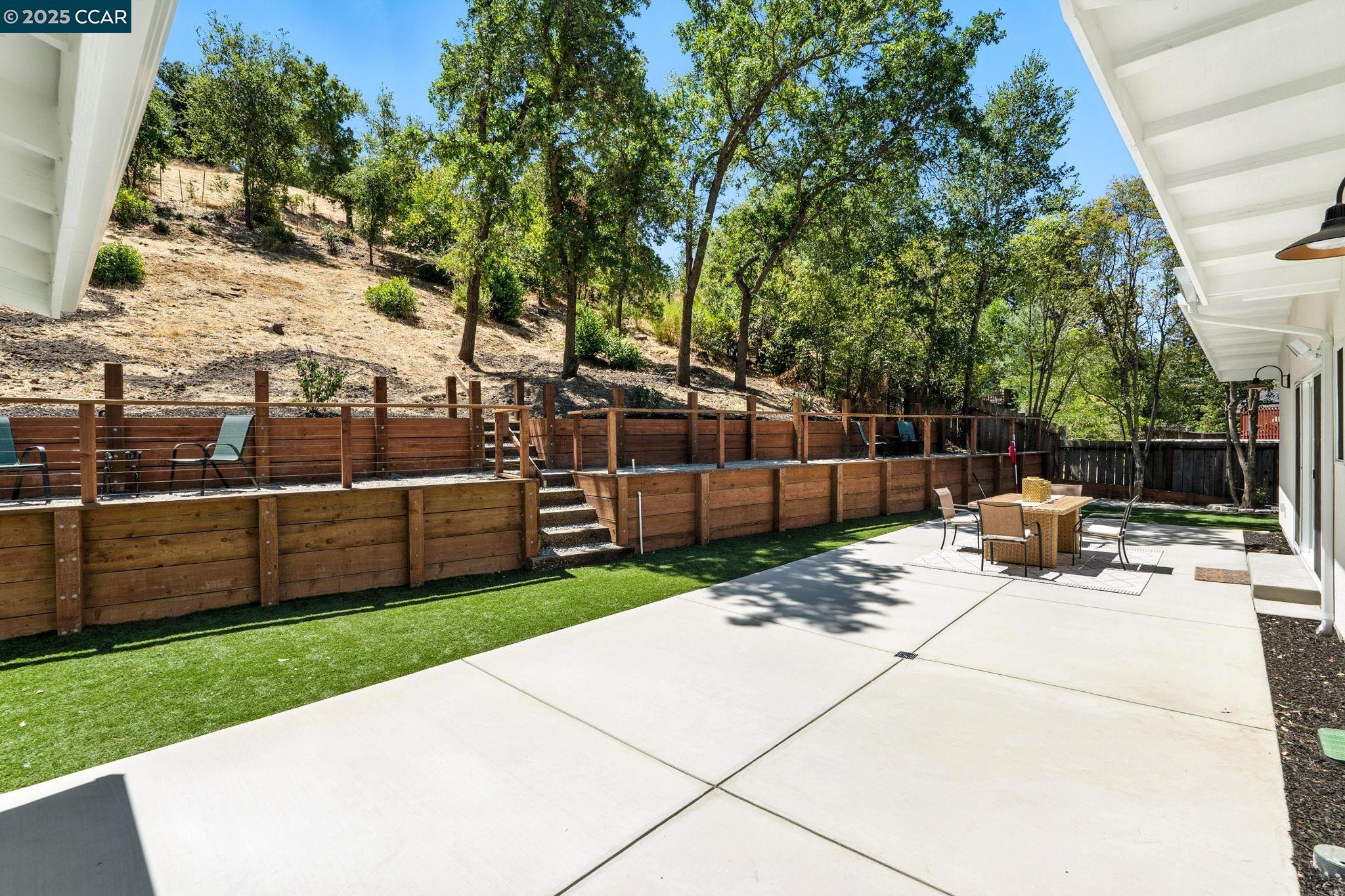 Detail Gallery Image 40 of 55 For 1717 Springbrook Rd, Lafayette,  CA 94549 - 4 Beds | 2 Baths