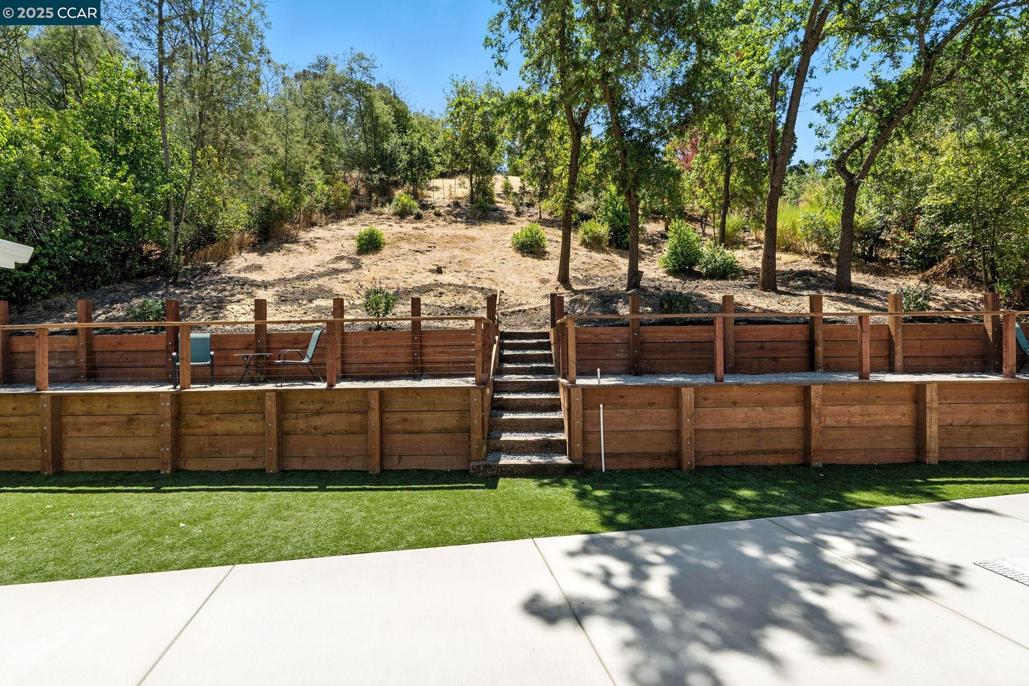 Detail Gallery Image 41 of 55 For 1717 Springbrook Rd, Lafayette,  CA 94549 - 4 Beds | 2 Baths
