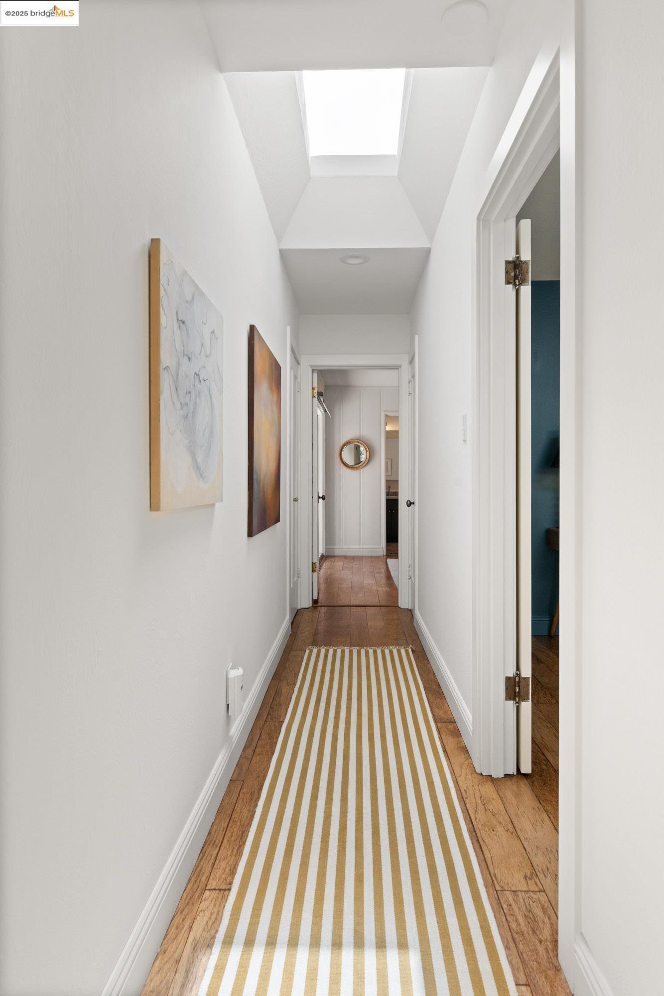 Detail Gallery Image 24 of 56 For 5671 Estates Dr, Oakland,  CA 94618 - 3 Beds | 2 Baths
