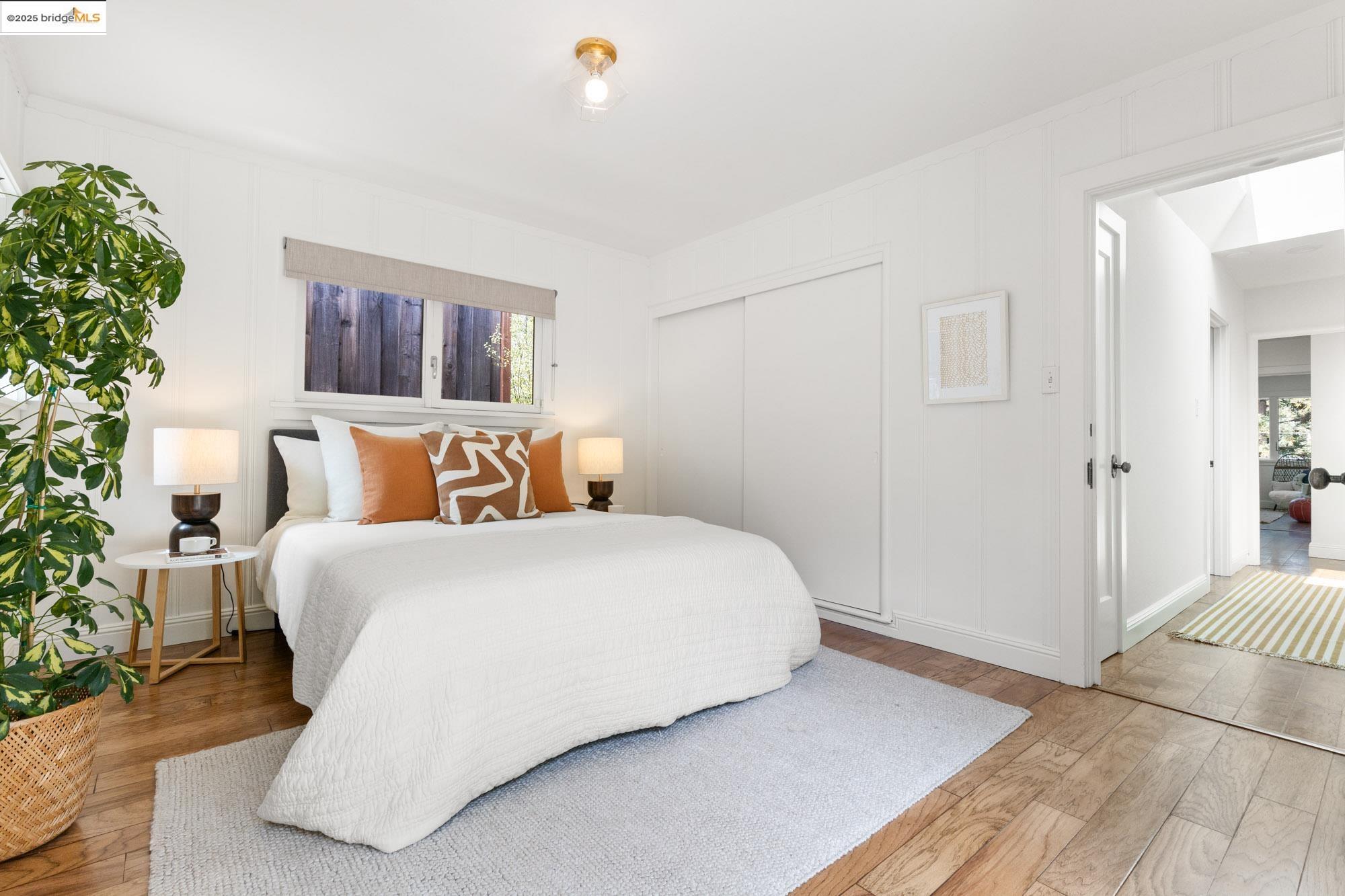 Detail Gallery Image 27 of 56 For 5671 Estates Dr, Oakland,  CA 94618 - 3 Beds | 2 Baths