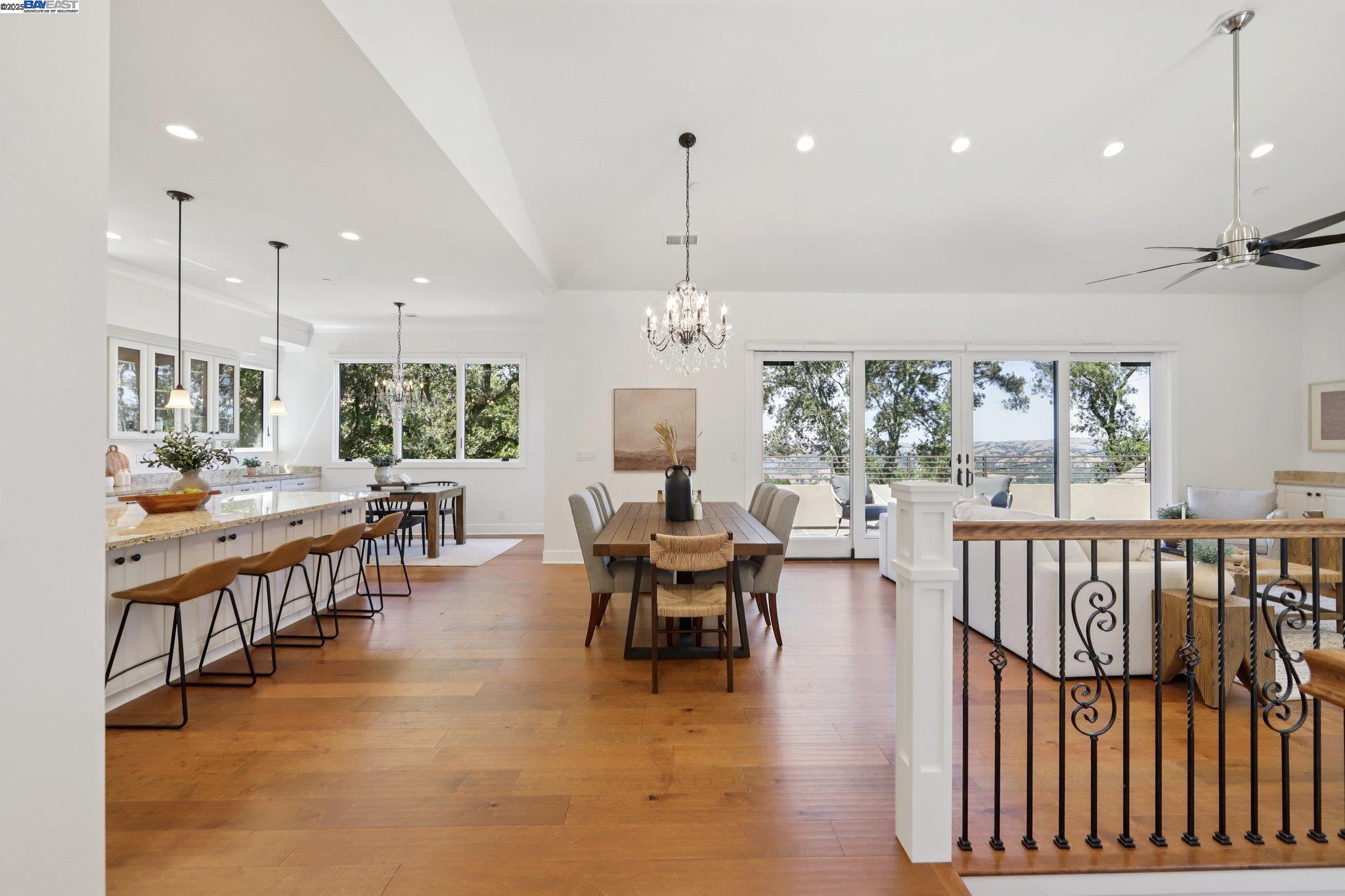 Detail Gallery Image 18 of 58 For 28 Vista Del Orinda, Orinda,  CA 94563 - 5 Beds | 5 Baths