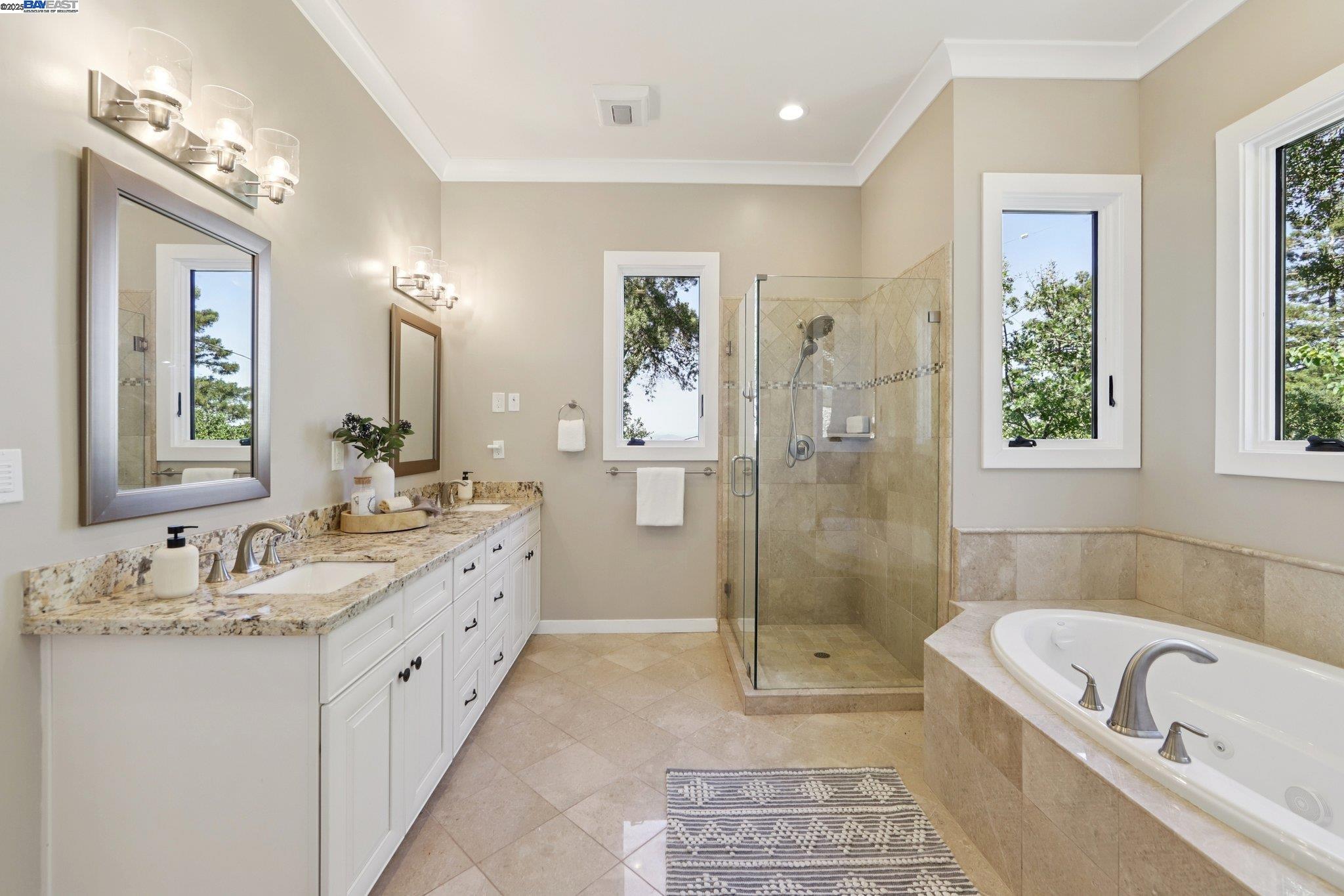 Detail Gallery Image 23 of 58 For 28 Vista Del Orinda, Orinda,  CA 94563 - 5 Beds | 5 Baths