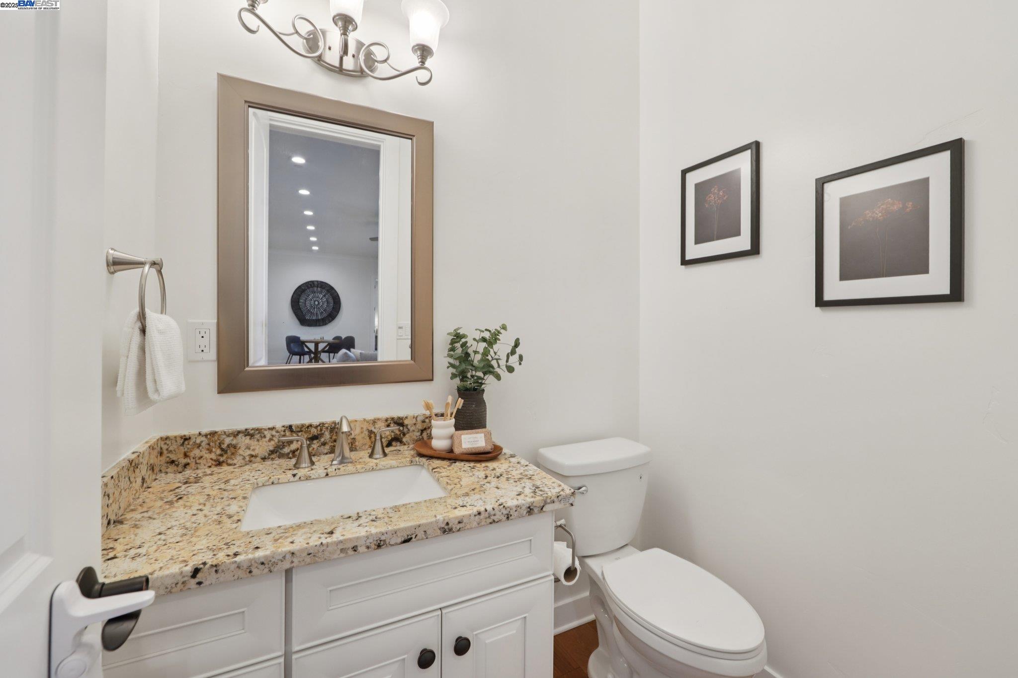 Detail Gallery Image 28 of 58 For 28 Vista Del Orinda, Orinda,  CA 94563 - 5 Beds | 5 Baths