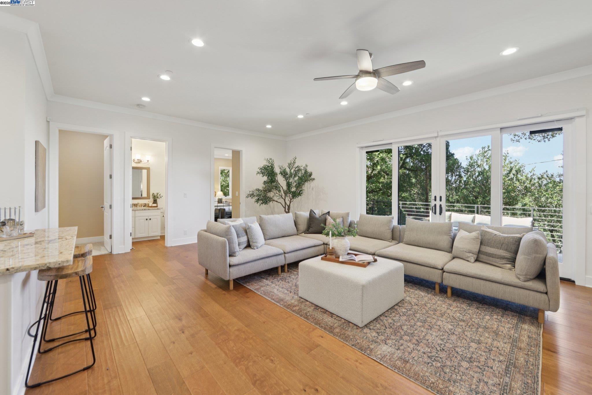 Detail Gallery Image 35 of 58 For 28 Vista Del Orinda, Orinda,  CA 94563 - 5 Beds | 5 Baths