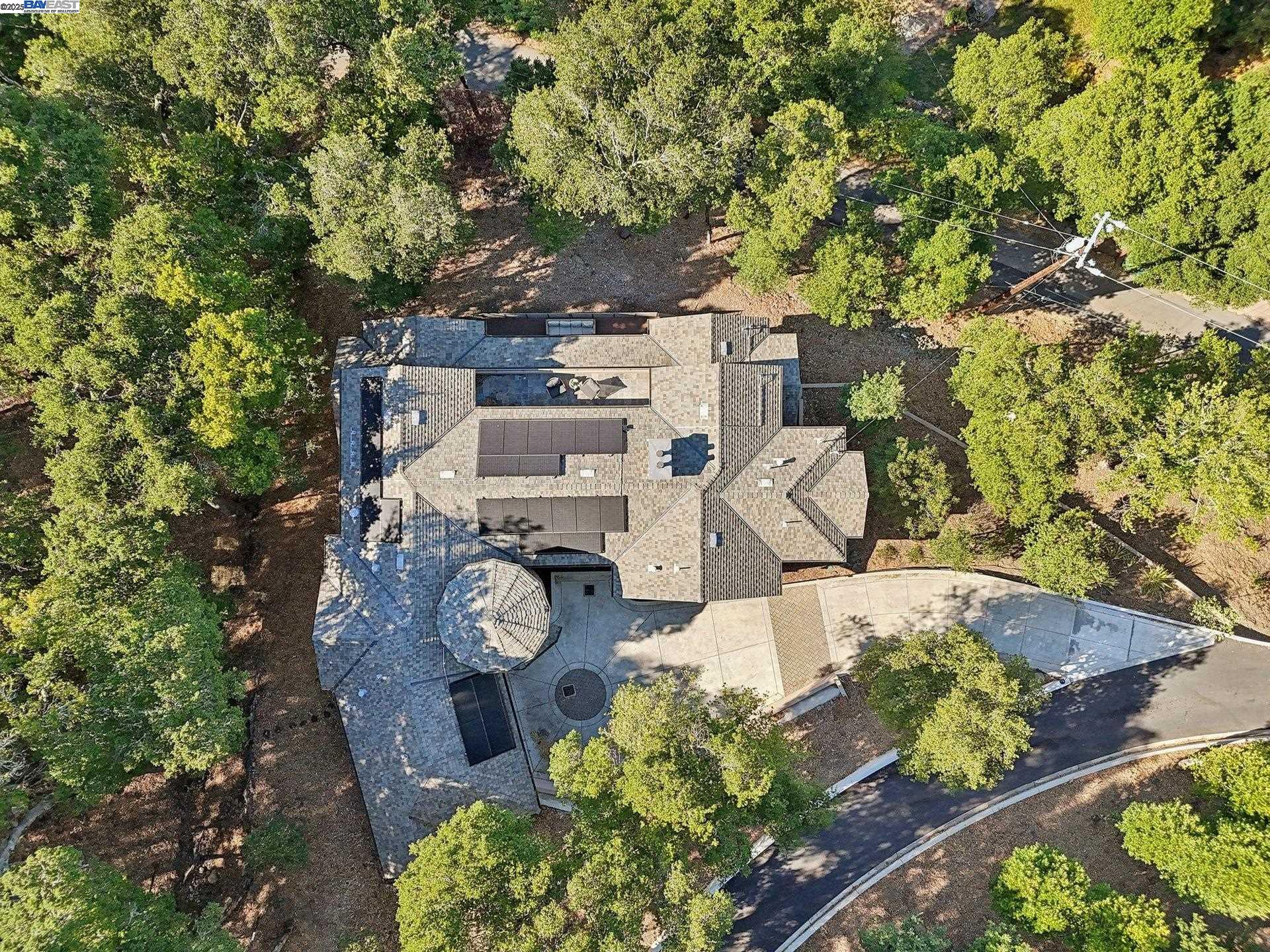 Detail Gallery Image 56 of 58 For 28 Vista Del Orinda, Orinda,  CA 94563 - 5 Beds | 5 Baths