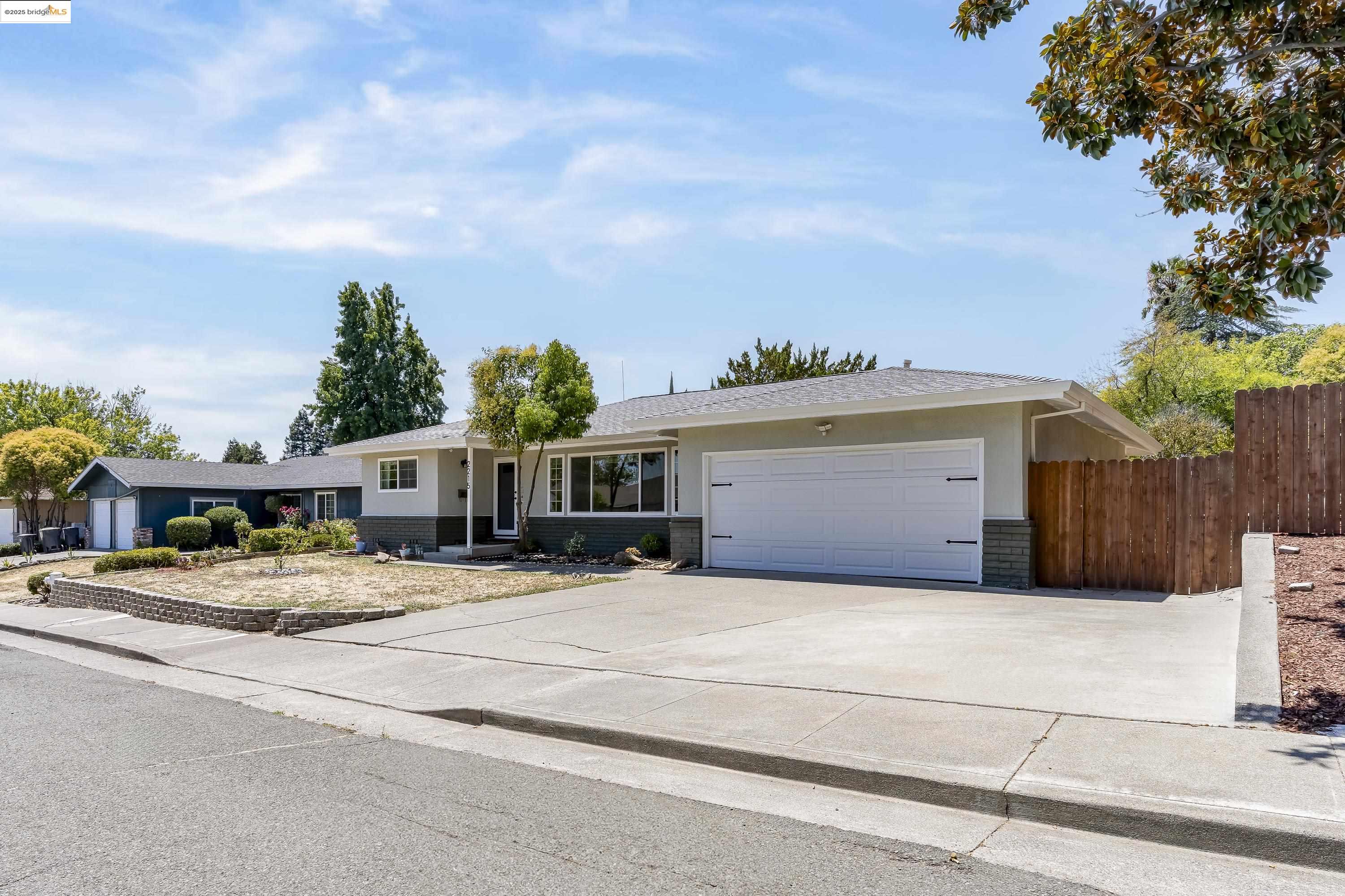 Detail Gallery Image 44 of 60 For 2215 Cunningham Dr, Fairfield,  CA 94533 - 4 Beds | 2 Baths