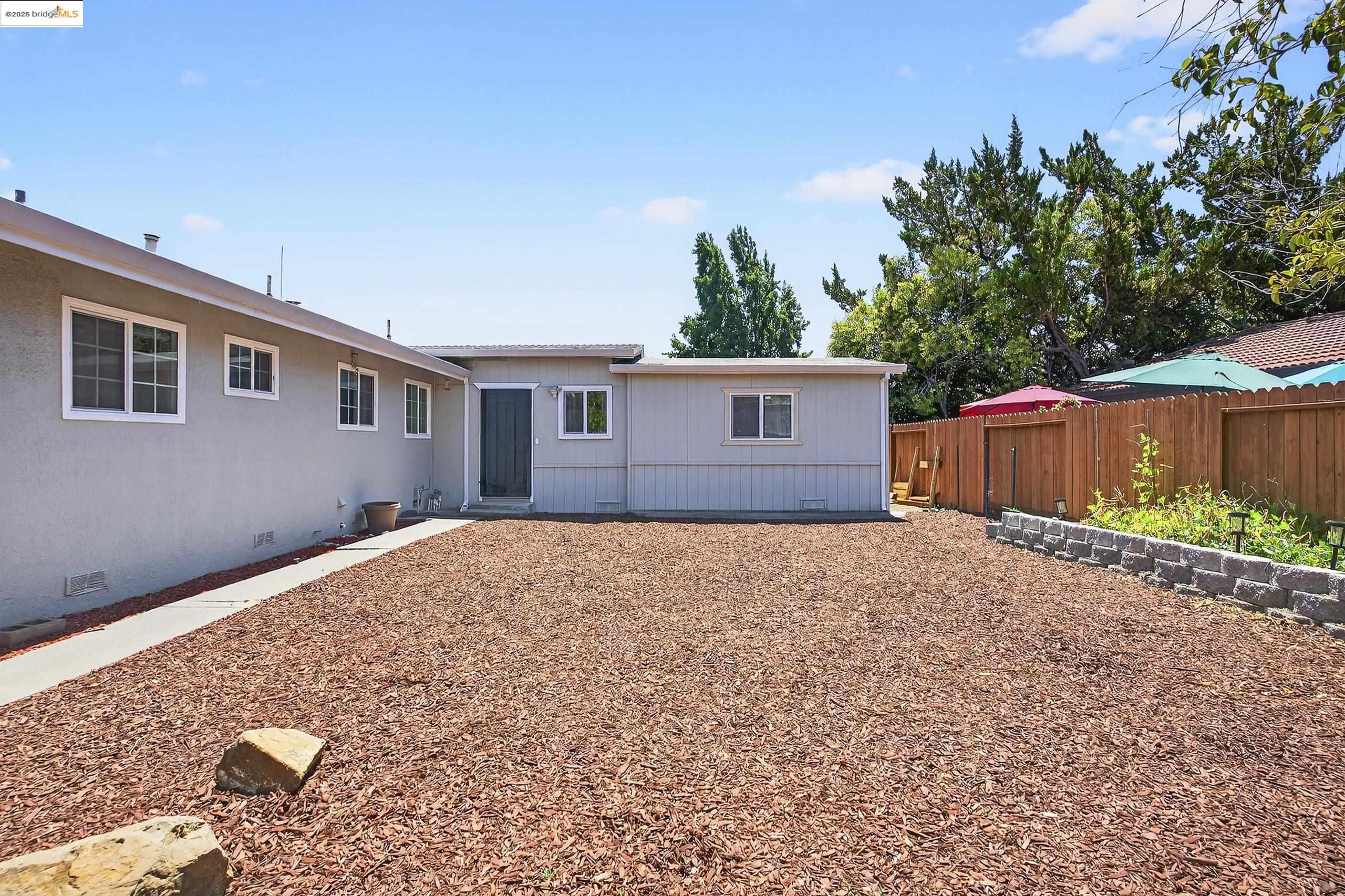 Detail Gallery Image 52 of 60 For 2215 Cunningham Dr, Fairfield,  CA 94533 - 4 Beds | 2 Baths