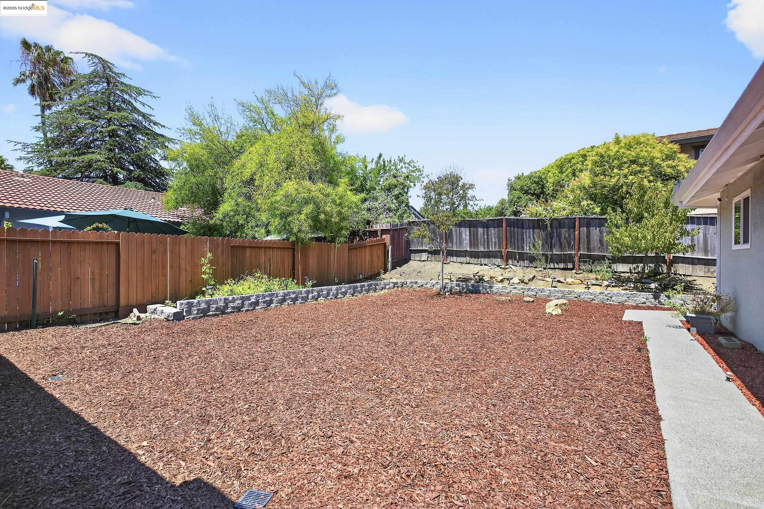 Detail Gallery Image 54 of 60 For 2215 Cunningham Dr, Fairfield,  CA 94533 - 4 Beds | 2 Baths