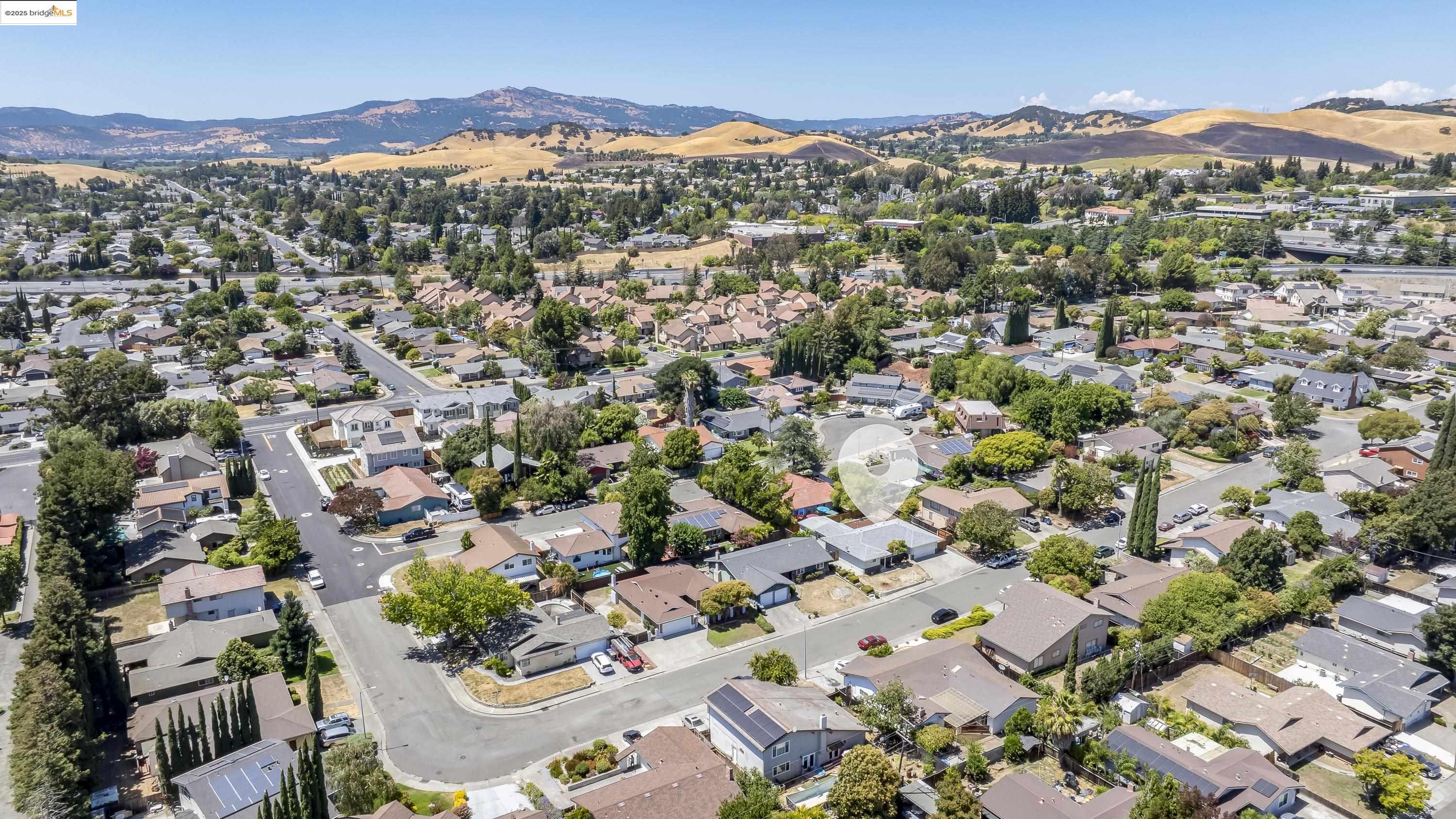 Detail Gallery Image 59 of 60 For 2215 Cunningham Dr, Fairfield,  CA 94533 - 4 Beds | 2 Baths