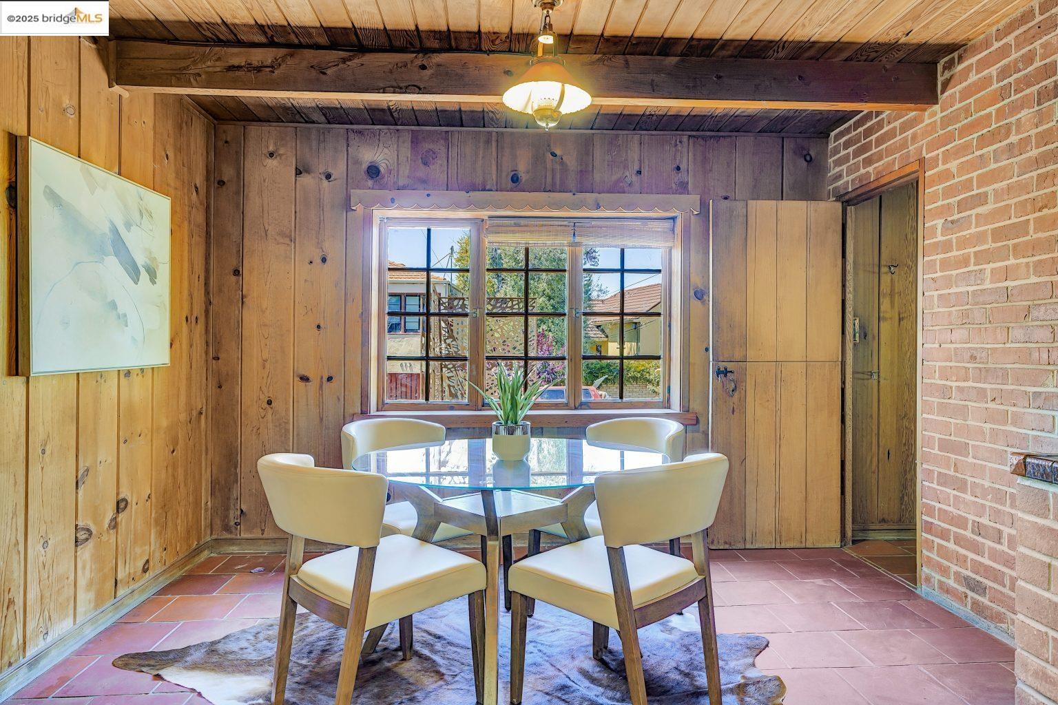 Detail Gallery Image 11 of 38 For 700 Coventry Rd, Kensington,  CA 94707 - 1 Beds | 1 Baths