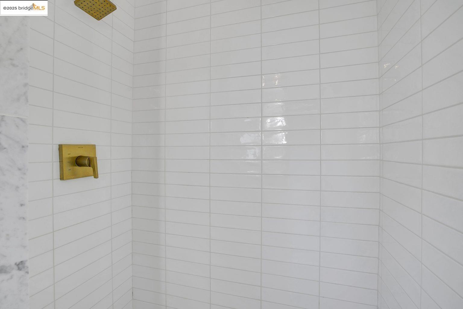 Detail Gallery Image 25 of 38 For 700 Coventry Rd, Kensington,  CA 94707 - 1 Beds | 1 Baths