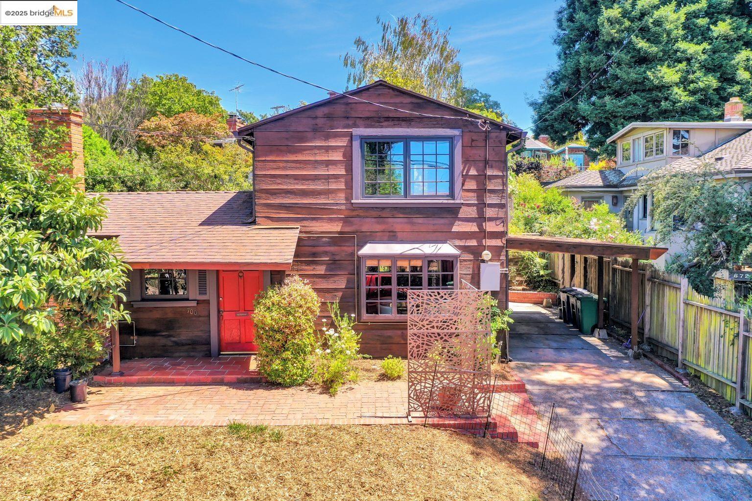Detail Gallery Image 27 of 38 For 700 Coventry Rd, Kensington,  CA 94707 - 1 Beds | 1 Baths