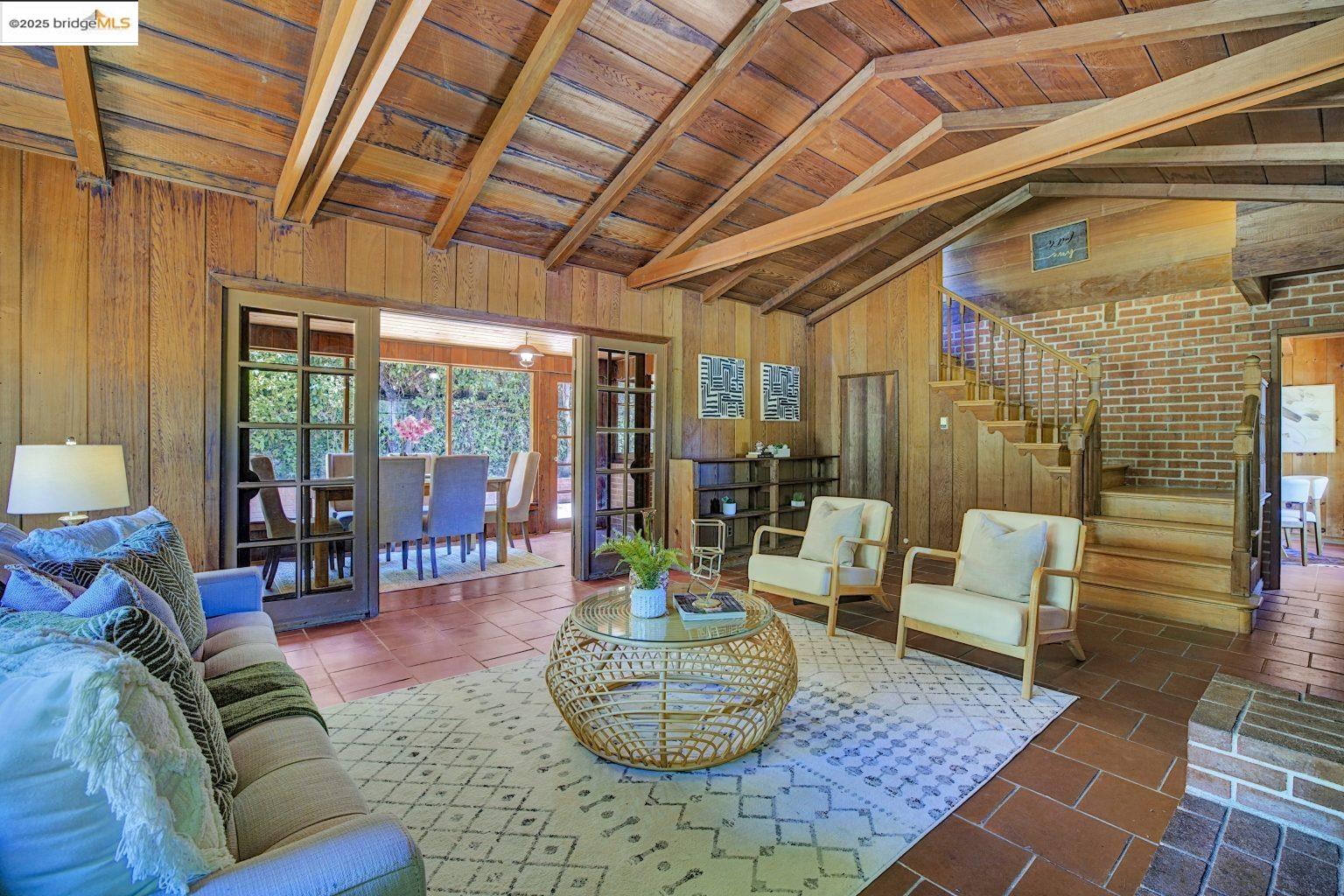 Detail Gallery Image 4 of 38 For 700 Coventry Rd, Kensington,  CA 94707 - 1 Beds | 1 Baths