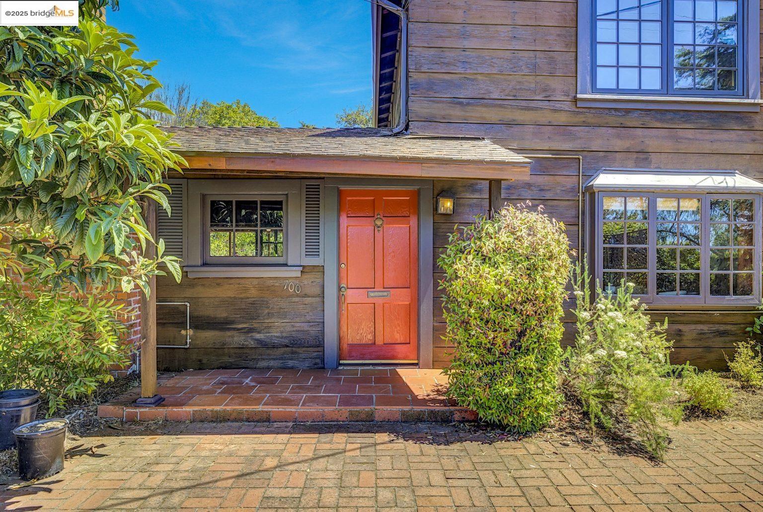 Detail Gallery Image 32 of 38 For 700 Coventry Rd, Kensington,  CA 94707 - 1 Beds | 1 Baths